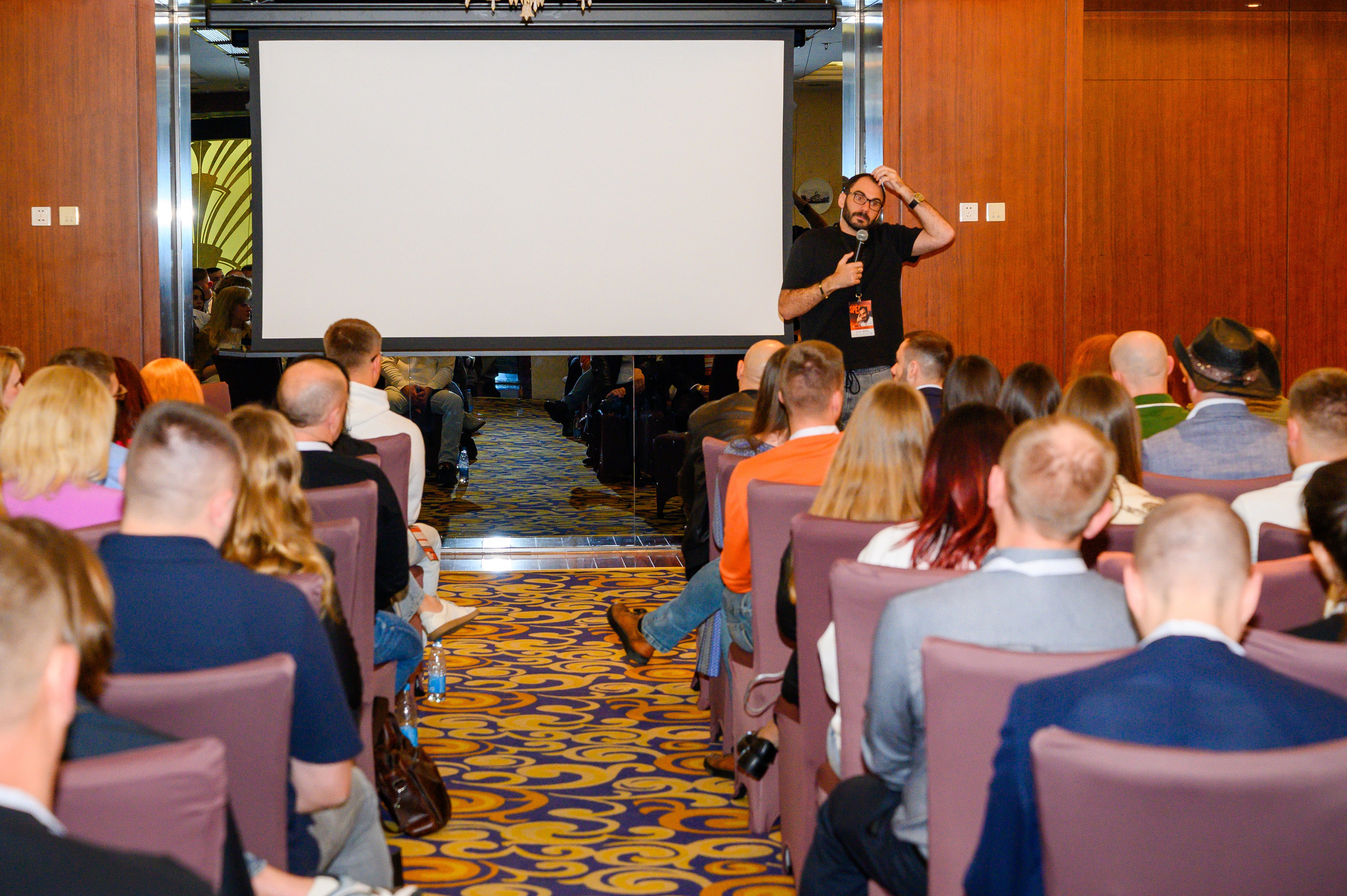 Репортажная съемка с открытия магазина. Фотоуслуги, услуги фотографа, фотографирование важных событий