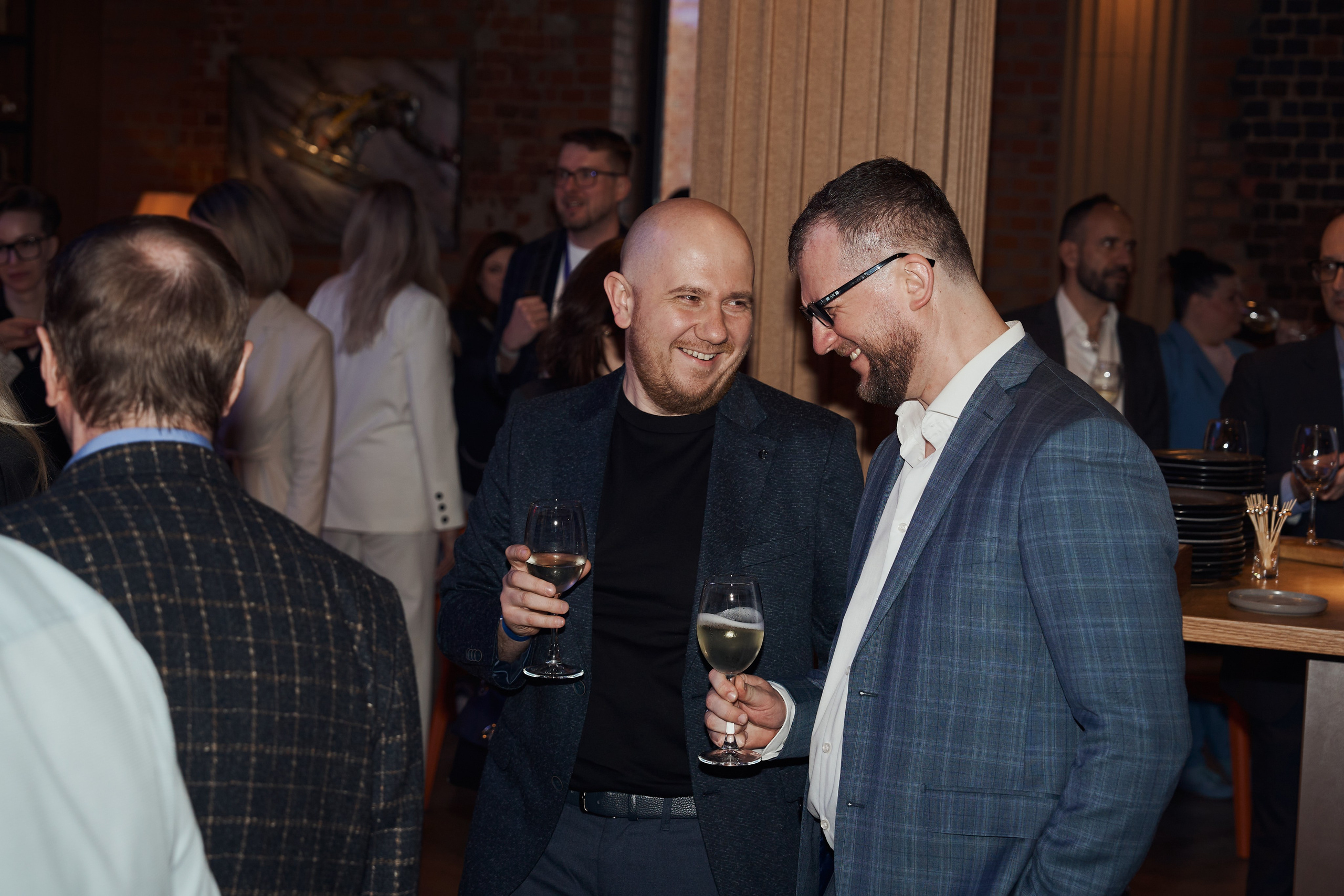 Клинике «Будь Здоров» 20 лет. Свадебный фотограф в Москве и Подмосковье Виктор Одинцов