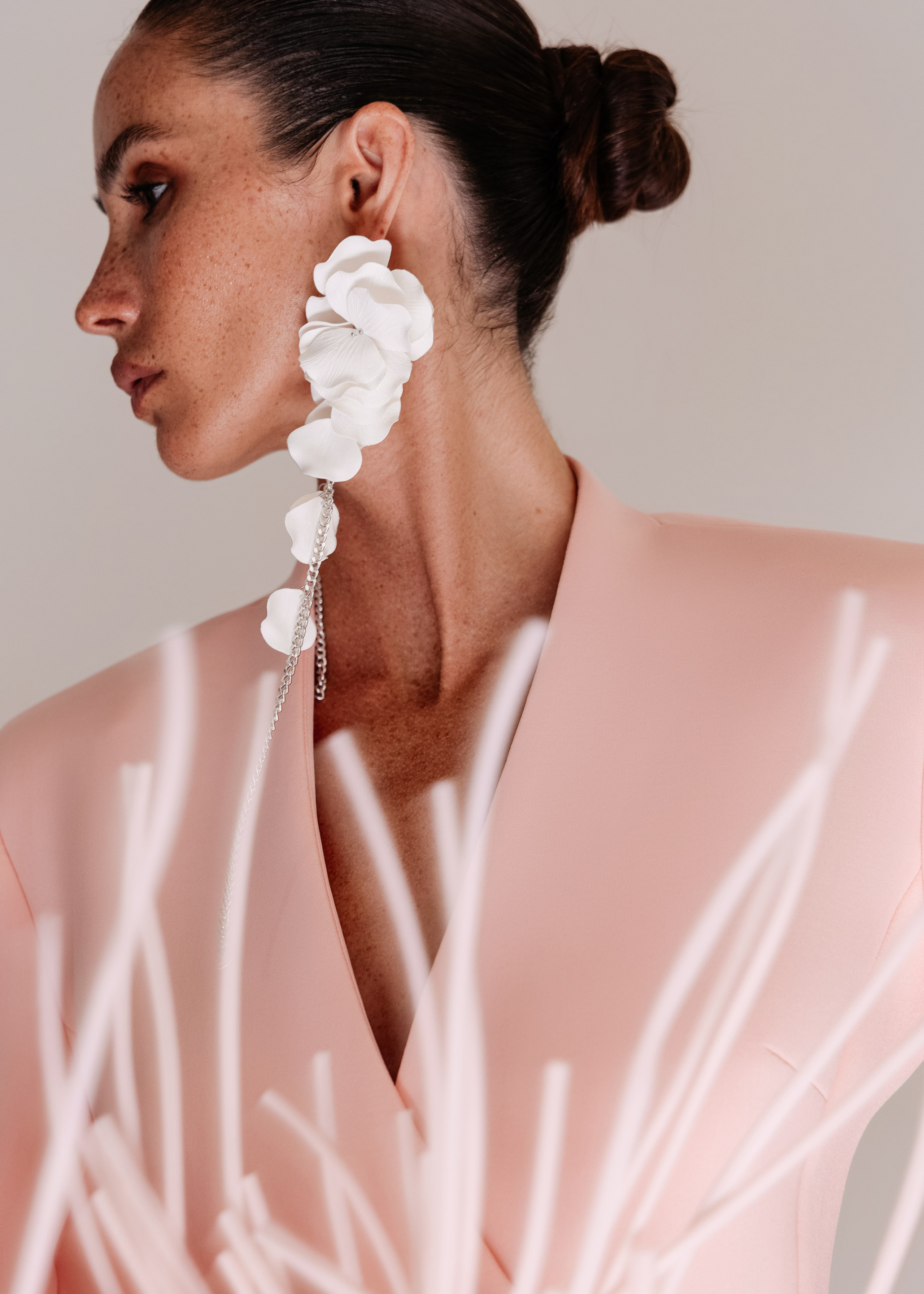 Big brooch | новогодняя коллекция. Фотограф в Москве Анастасия Курлович