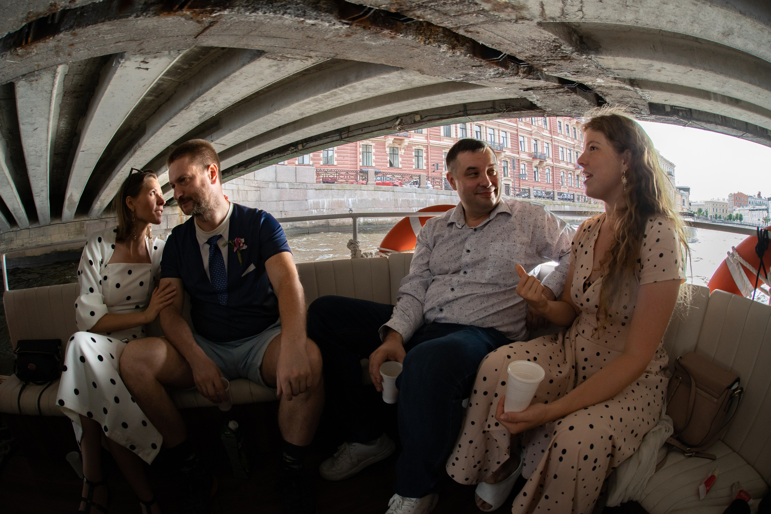 Прогулка на катере, тренинг, игры. Концертный и репортажный фотограф в Санкт-Петербурге Слава Пахомов