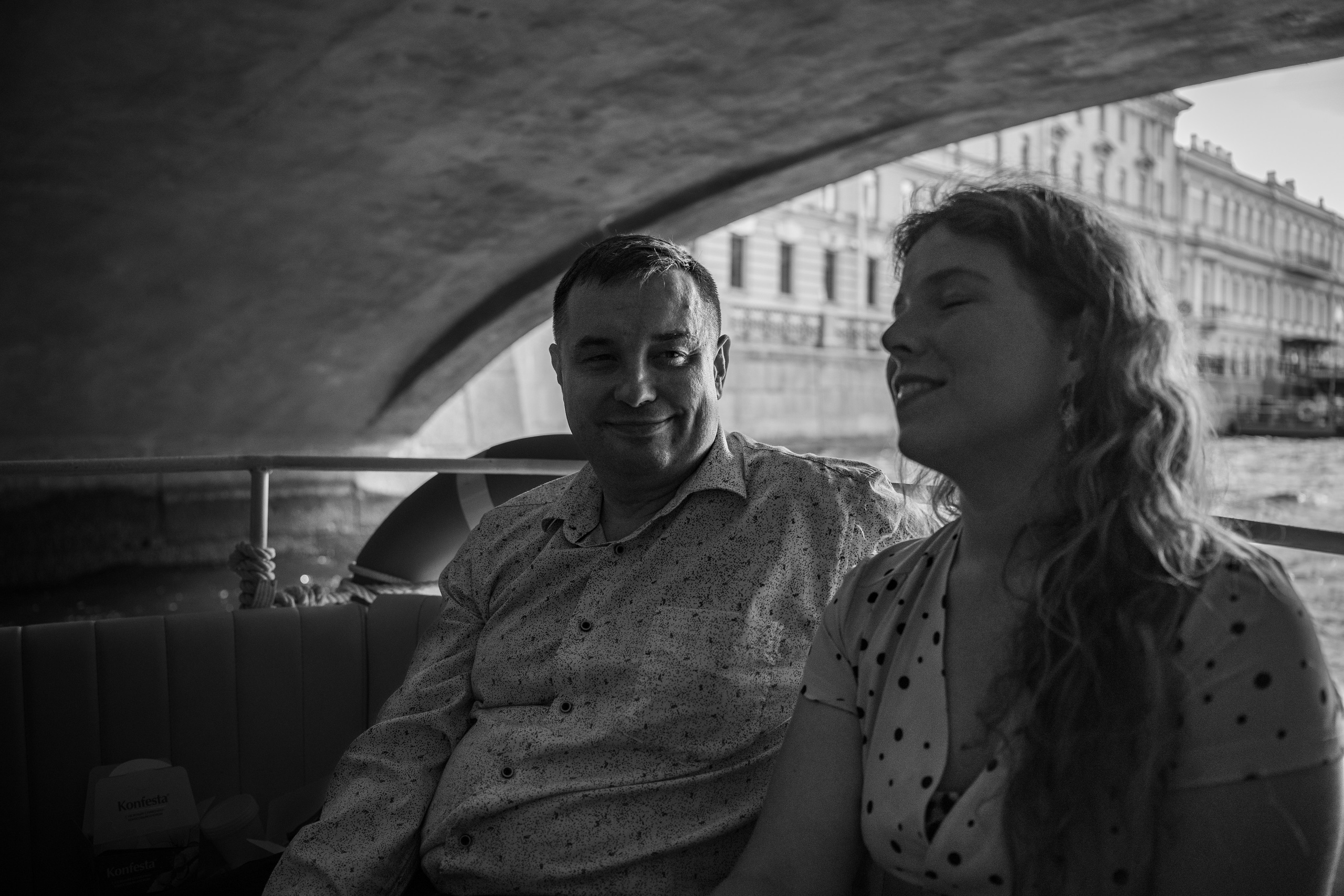 Прогулка на катере, тренинг, игры. Концертный и репортажный фотограф в Санкт-Петербурге Слава Пахомов