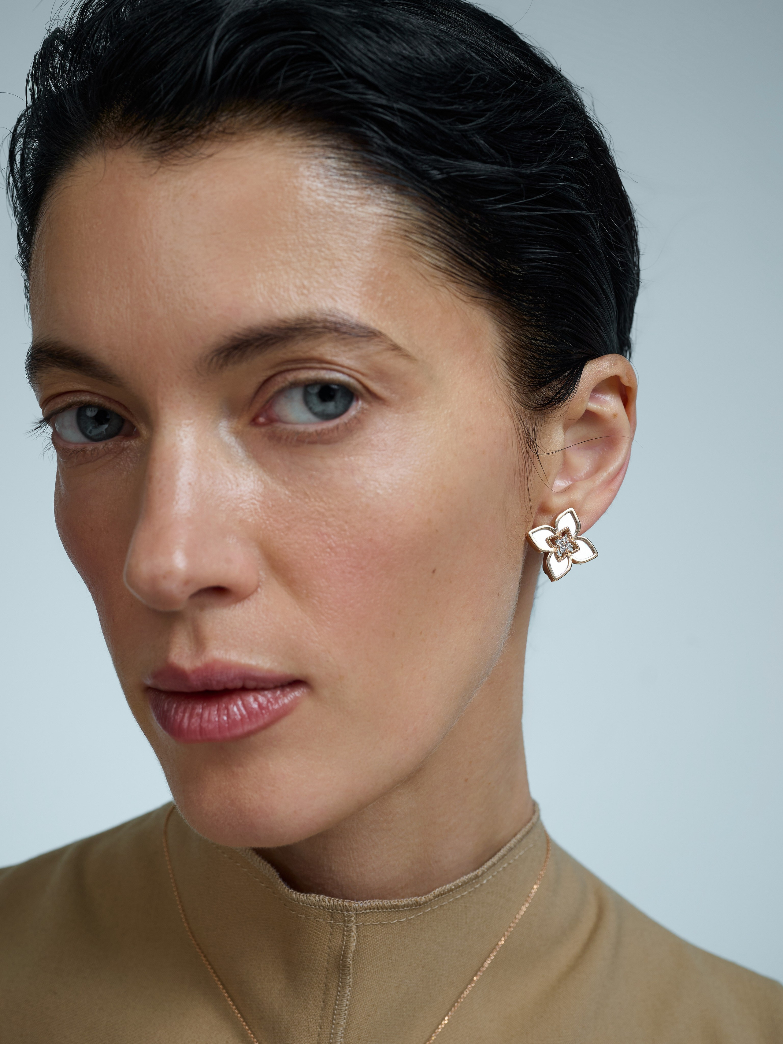 Каталог для бренда AllTime. Фотограф для брендов в Москве Ксения Чупрунова