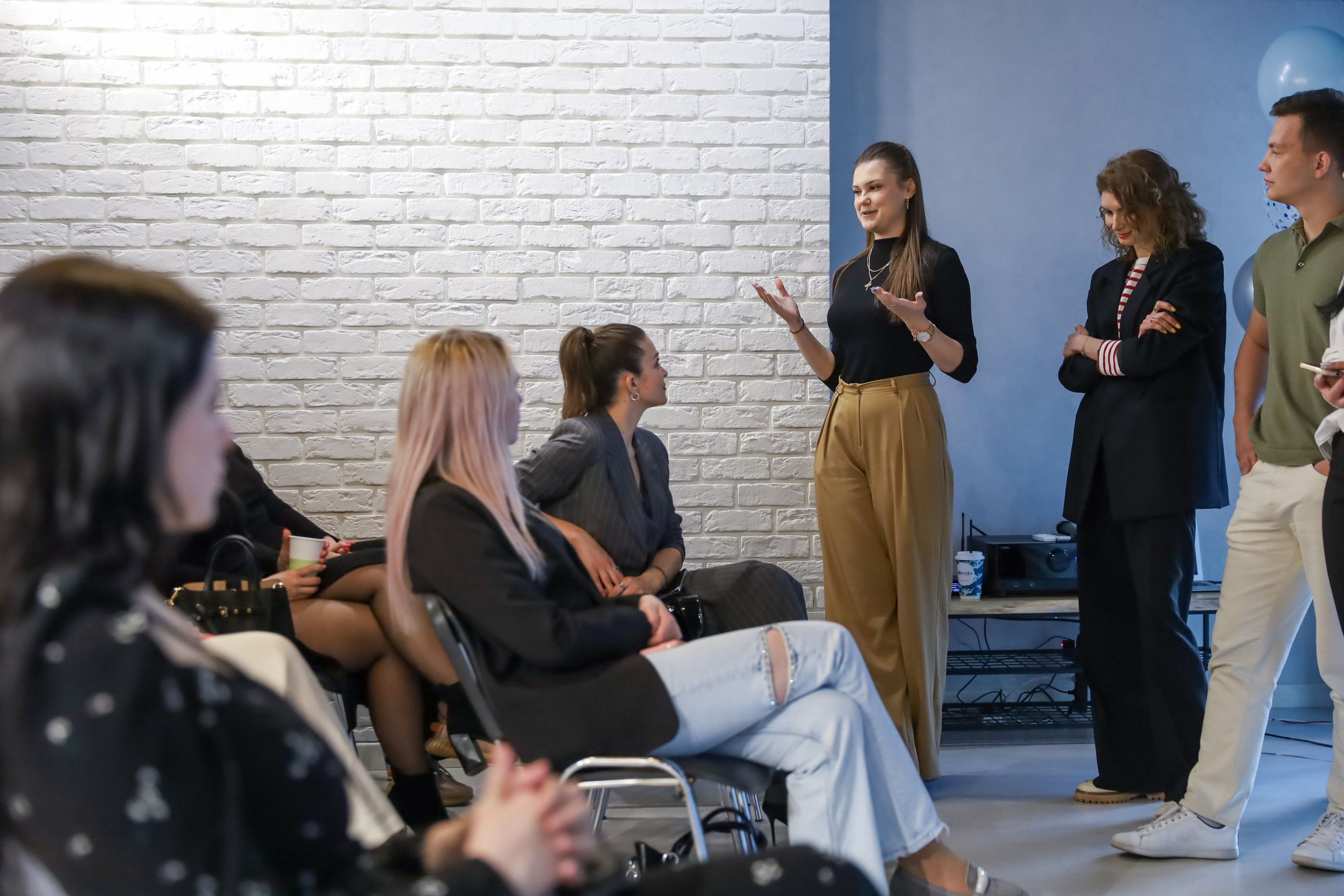 КОНФЕРЕНЦИЯ ВЫПУСКНИКОВ ШКОЛЫ ПРОДЮСИРОВАНИЯ АННЫ НОВИКОВОЙ. Фотограф мероприятий Ирина Каширина