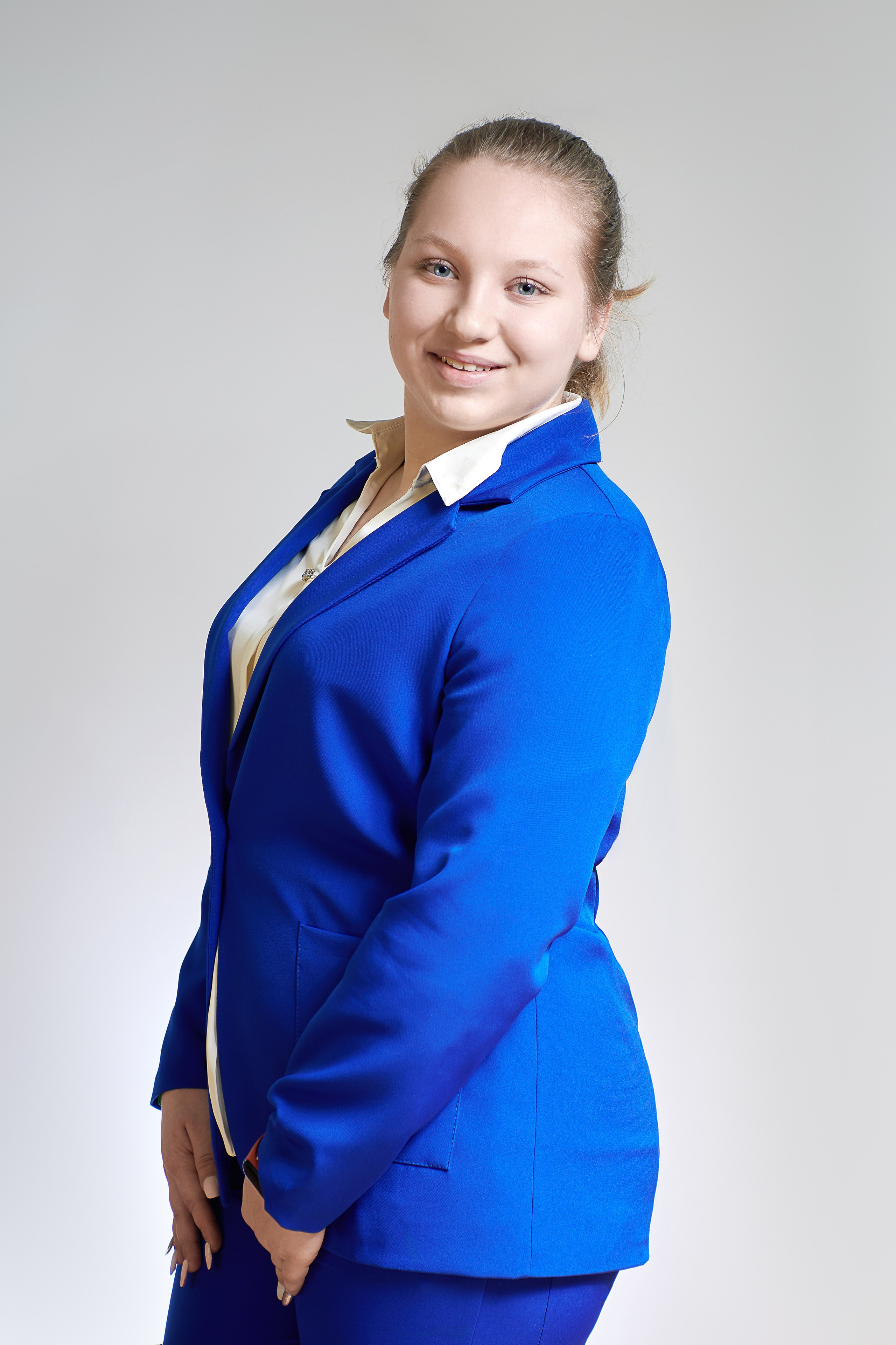 Выпускные альбомы. 9-й класс. Ольга Чёкотова (Фотограф Кострома)