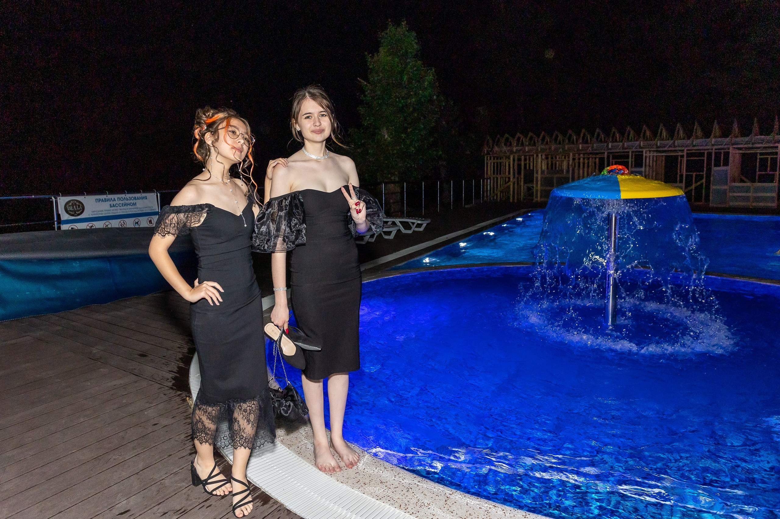 Вручение аттестата и выпускной вечер. Выпускные альбомы Майкоп, Краснодар Елена Золотарева