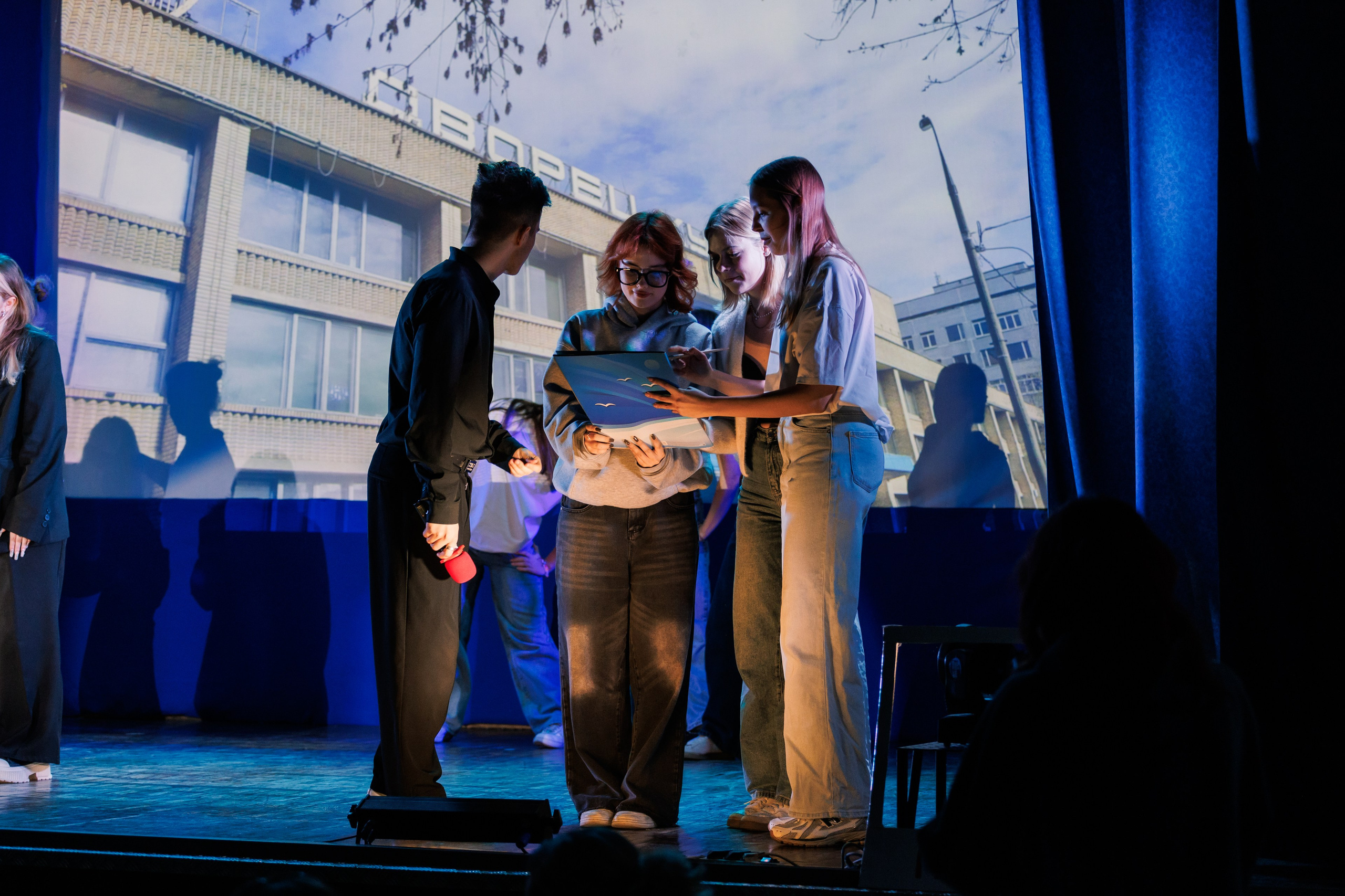 Поэтический вечер МАИ 2025. Фотограф в Москве Дмитрий Емельянов