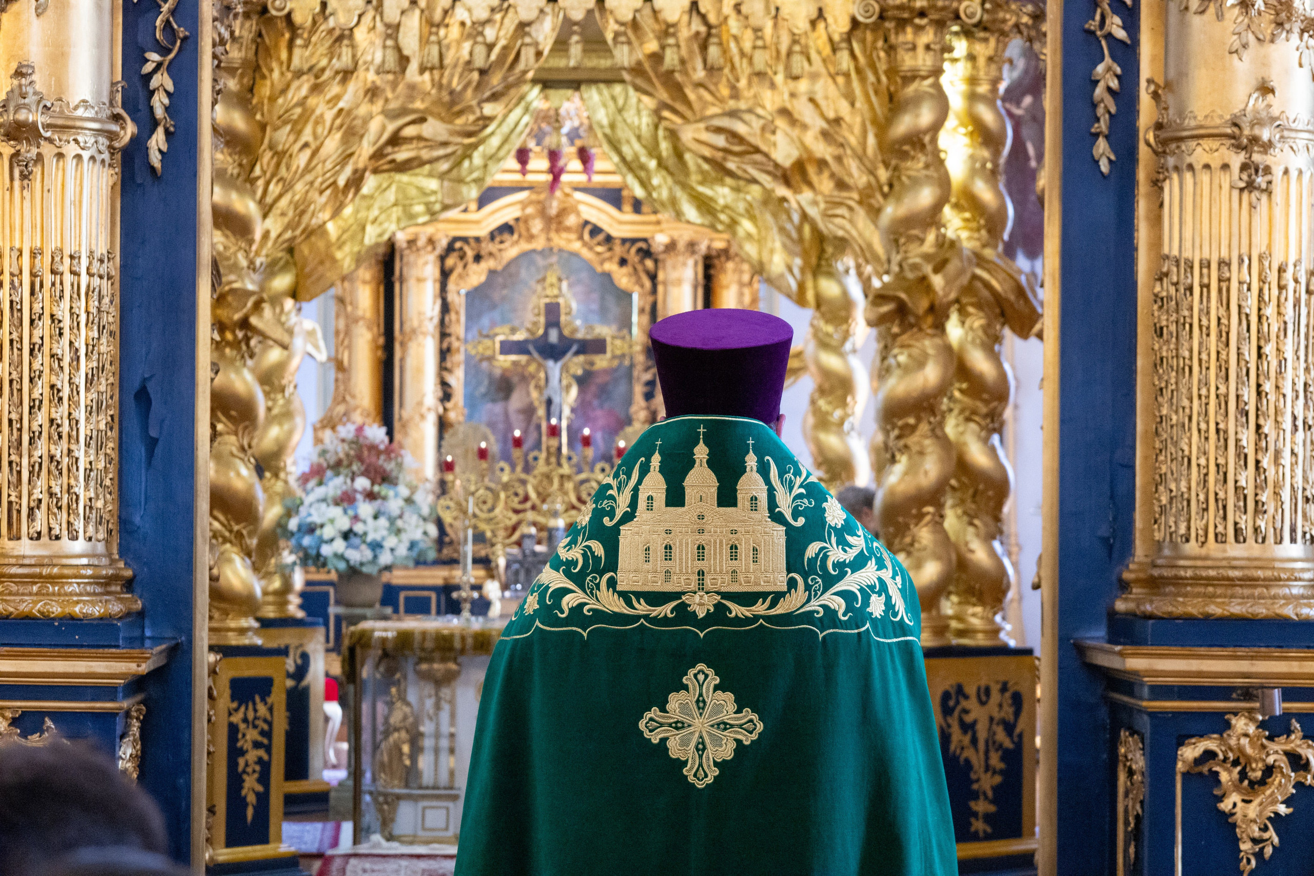 Неделя 16-я по Пятидесятнице, по Воздвижении. Глас 7-й. Попразднство Воздвижения Креста. Вмч. Никиты. НИКОЛО-БОГОЯВЛЕНСКИЙ МОРСКОЙ СОБОР