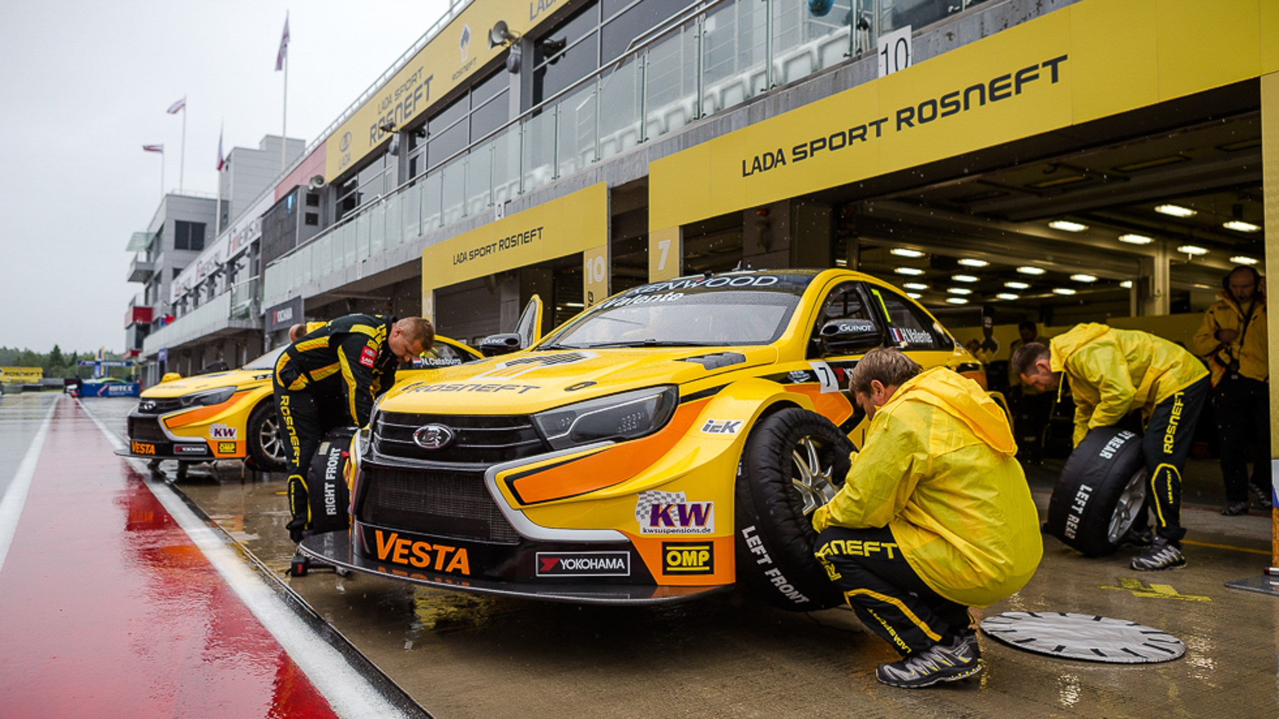 Репортажный фотограф в Москве Майк Симонов