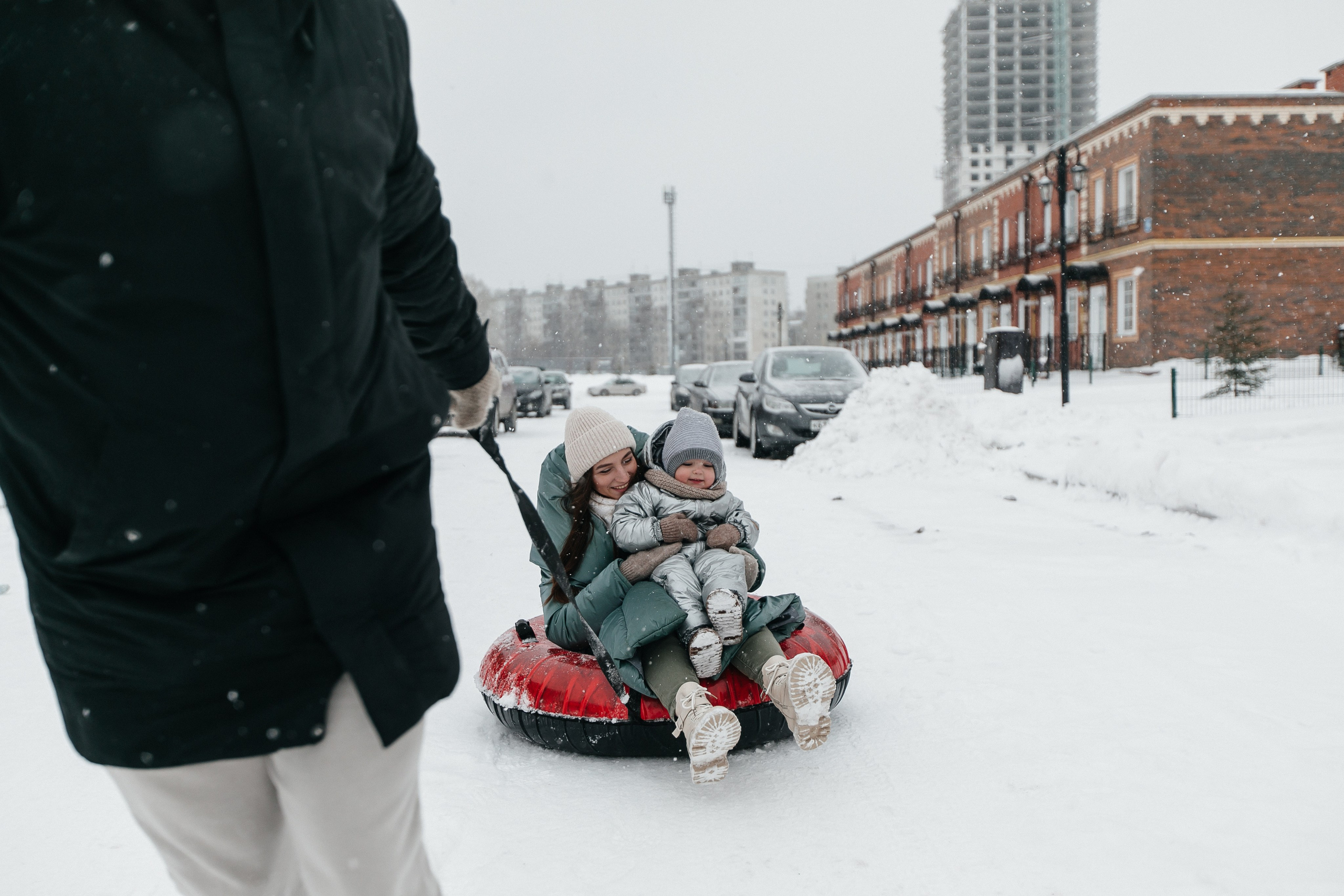 Где-то снежные дремлют метели, В ожидании праздничных чудес. Душевный фотограф Ваших самых ярких событий Марина Погребняк