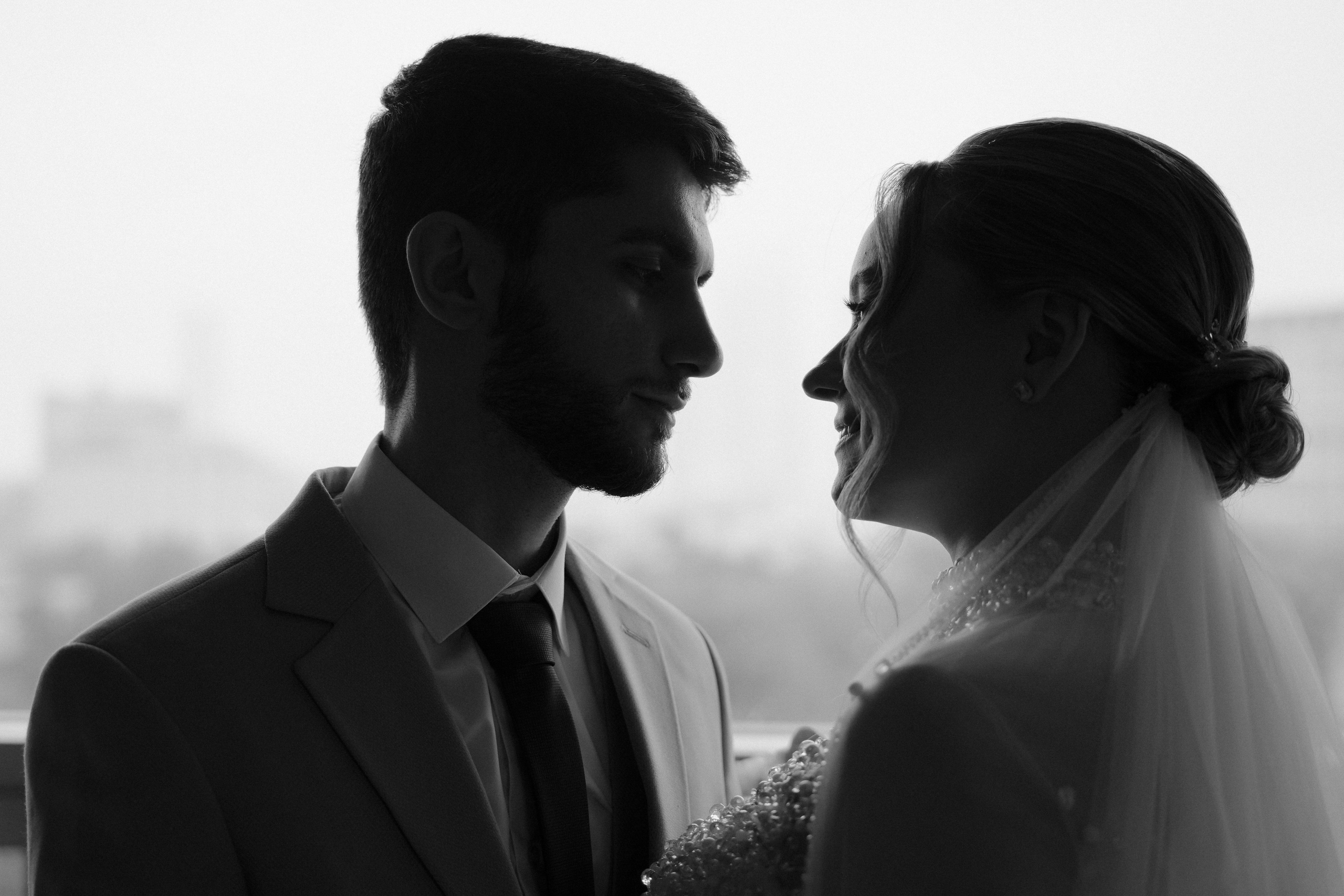 Сборы жениха и невесты, бракосочетание в Савеловском загсе, выездная церемония