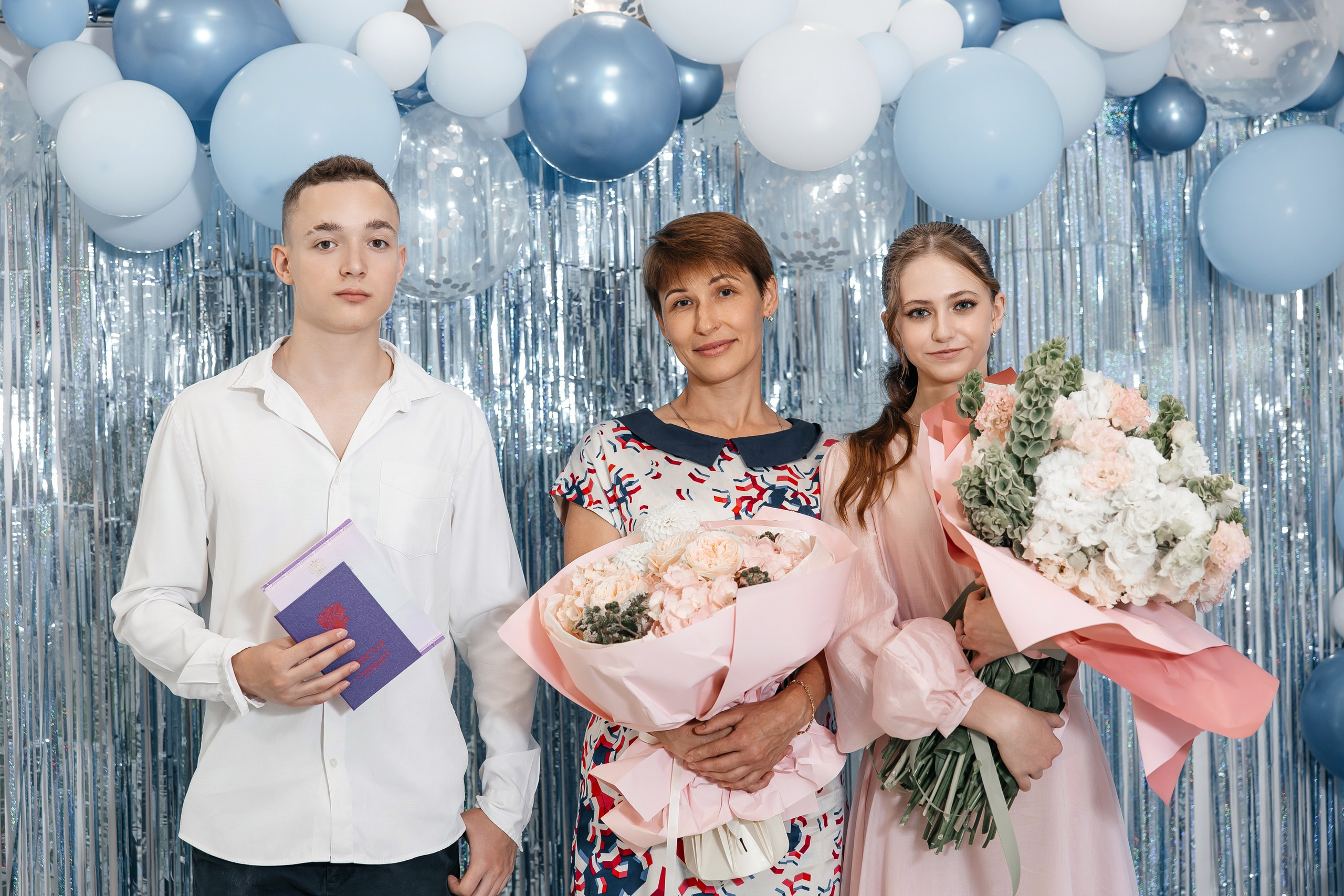 Вручение аттестатов. Семейный и детский фотограф в Краснодаре Ксения Новикова