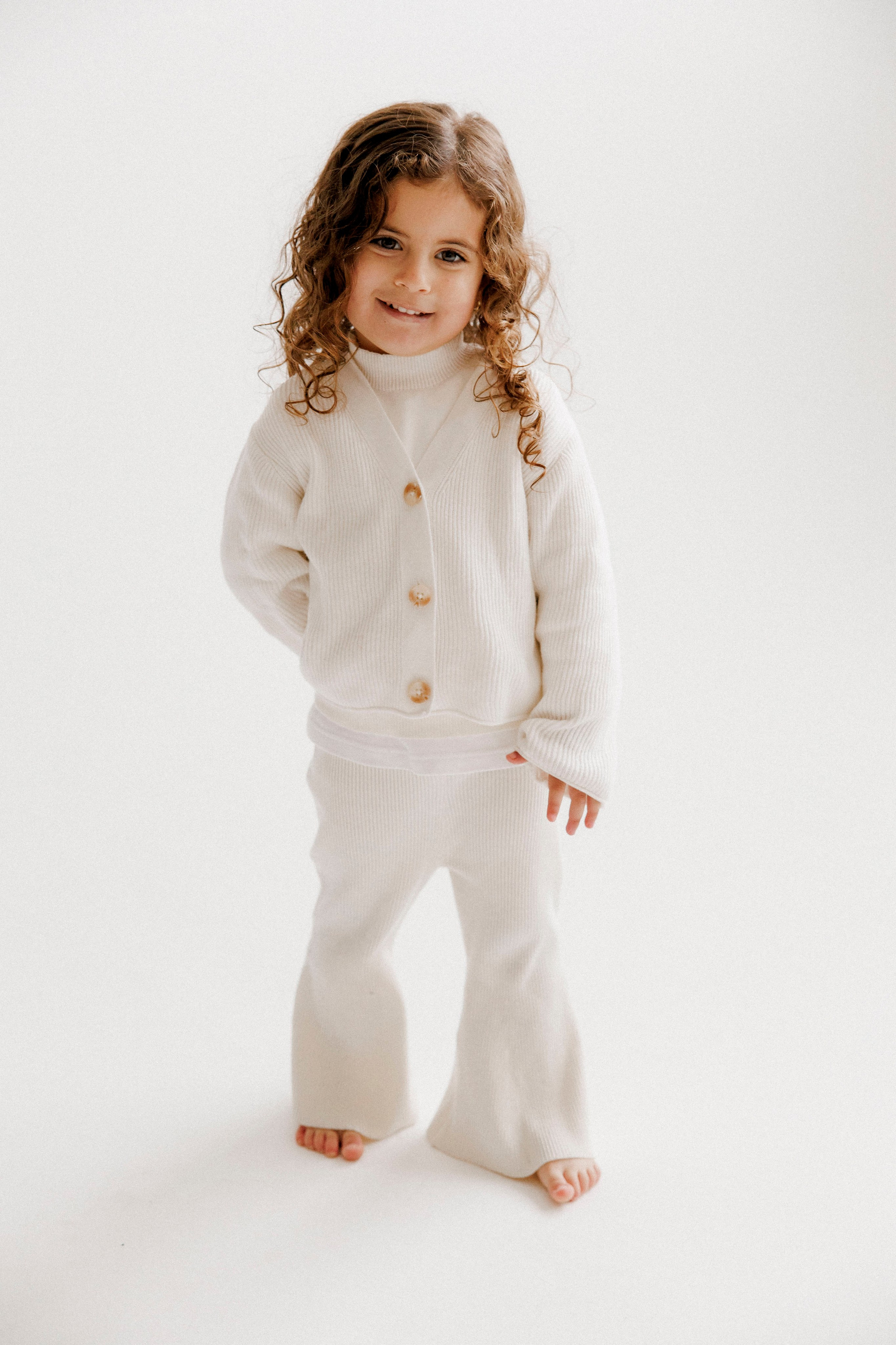 Family photoshoot in White Studio. Wedding and family photographer