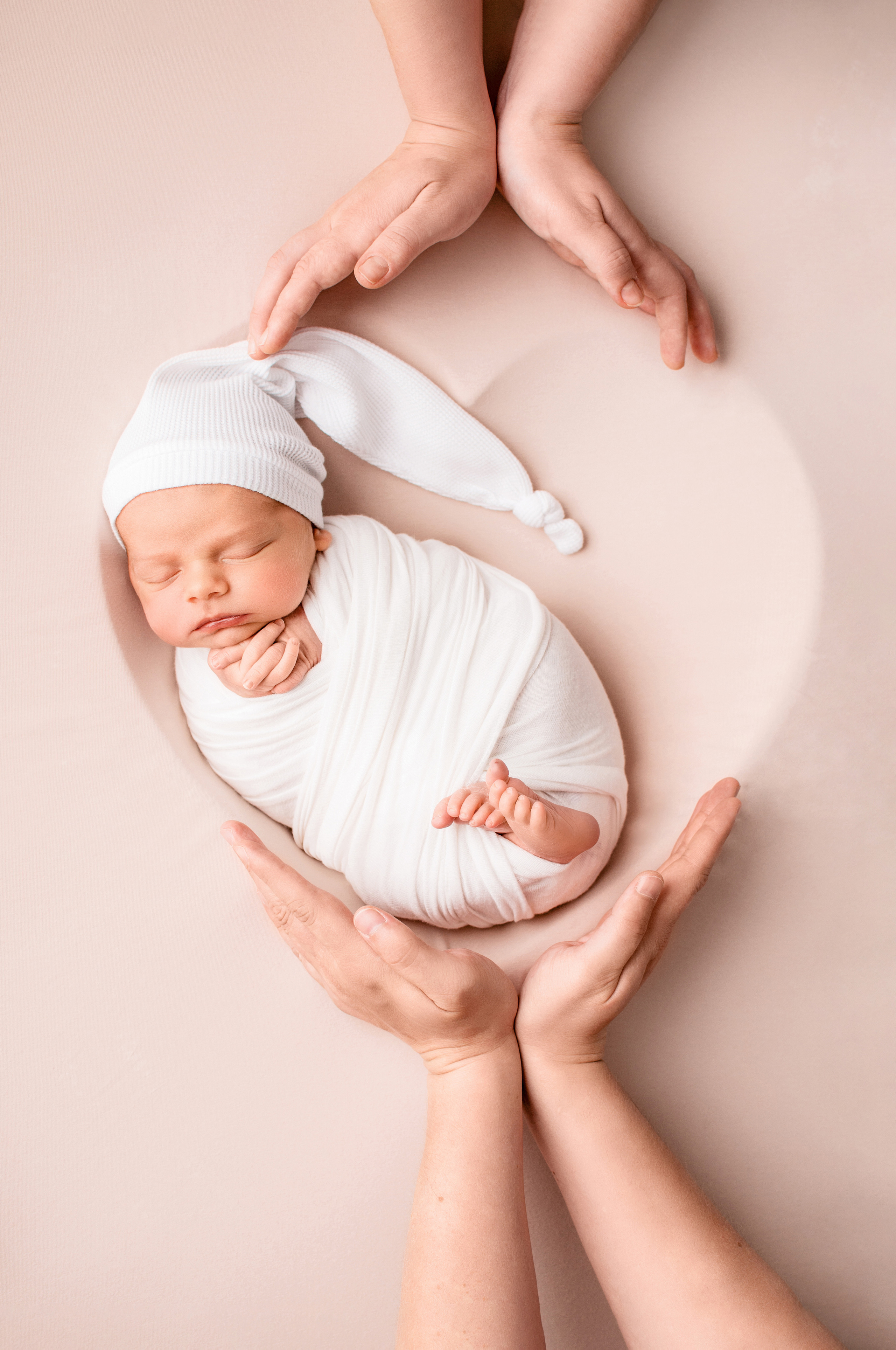 Максим 8 дней. Фотограф новорожденных Краснодар Малышенко Надежда