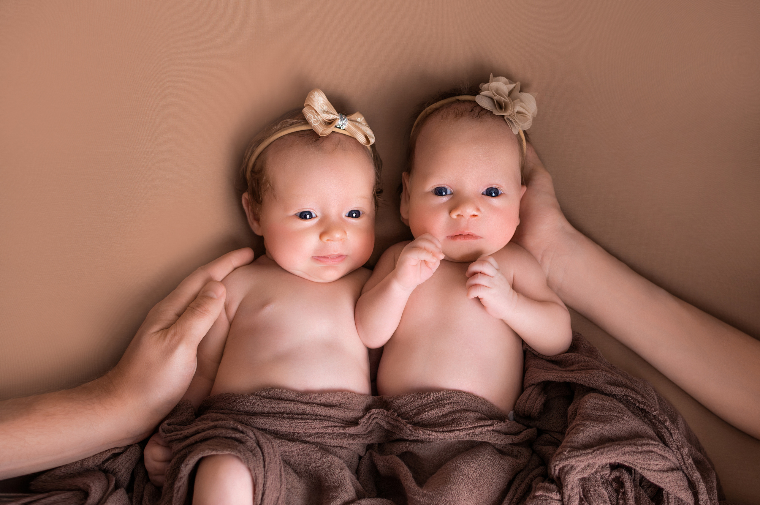 Двойняшки Кира и София. Фотограф новорожденных Краснодар Малышенко Надежда