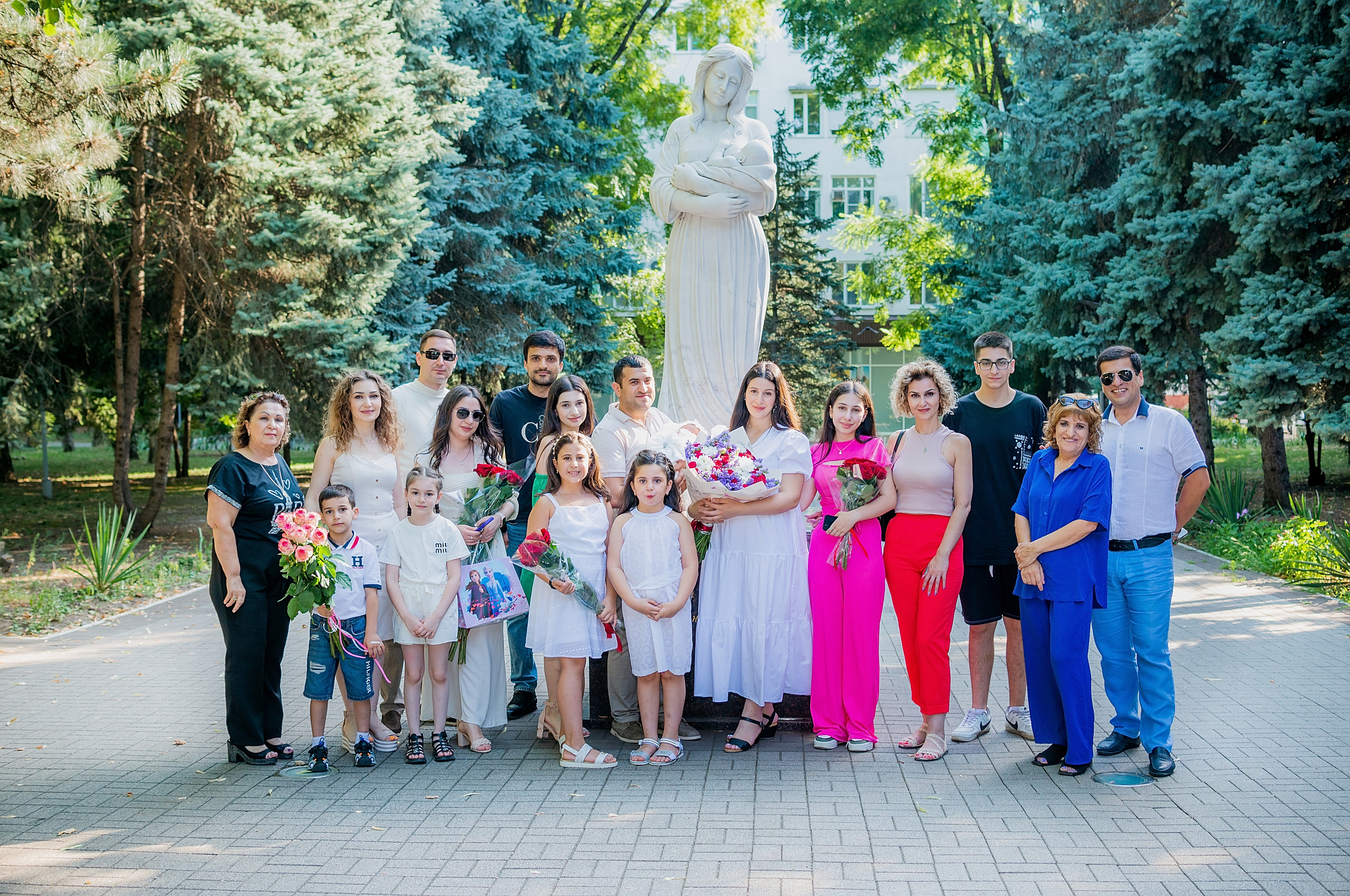 Выписка из роддома Краснодар. Фотограф новорожденных Краснодар Малышенко Надежда