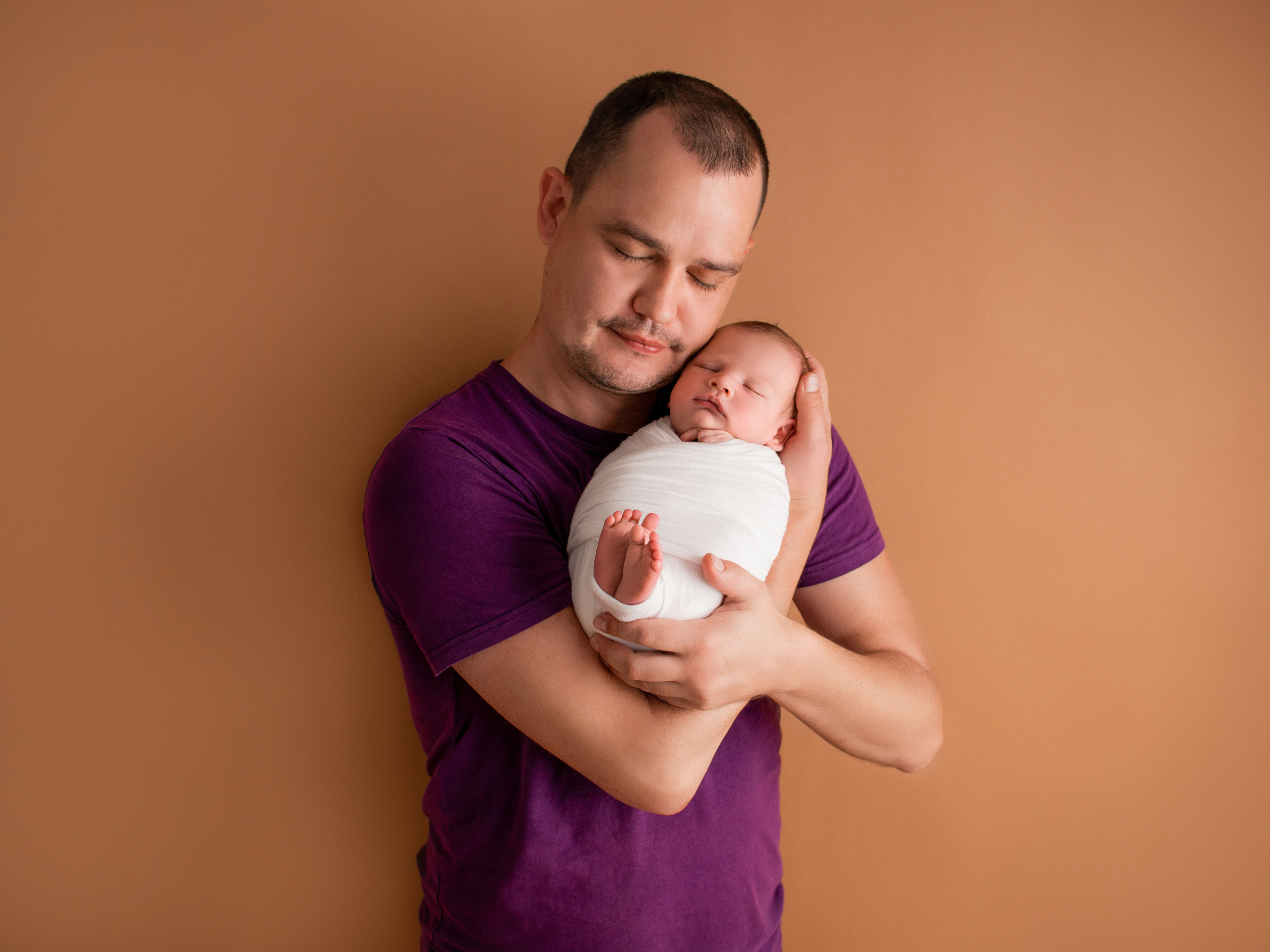 Фотосессия новорожденного в Краснодаре в студии для новорожденных. Фотограф новорожденных Краснодар Малышенко Надежда