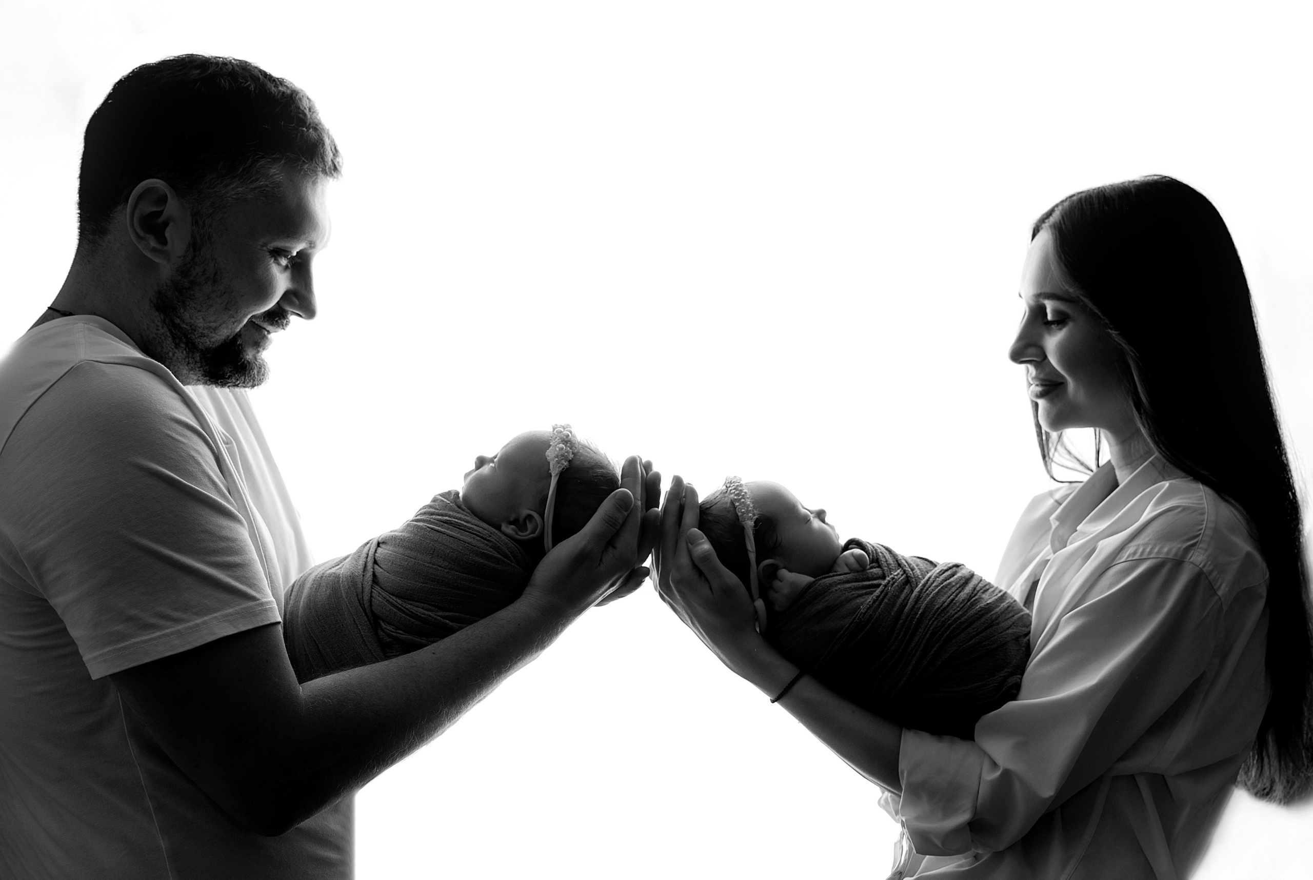 Двойняшки Кира и София. Фотограф новорожденных Краснодар Малышенко Надежда