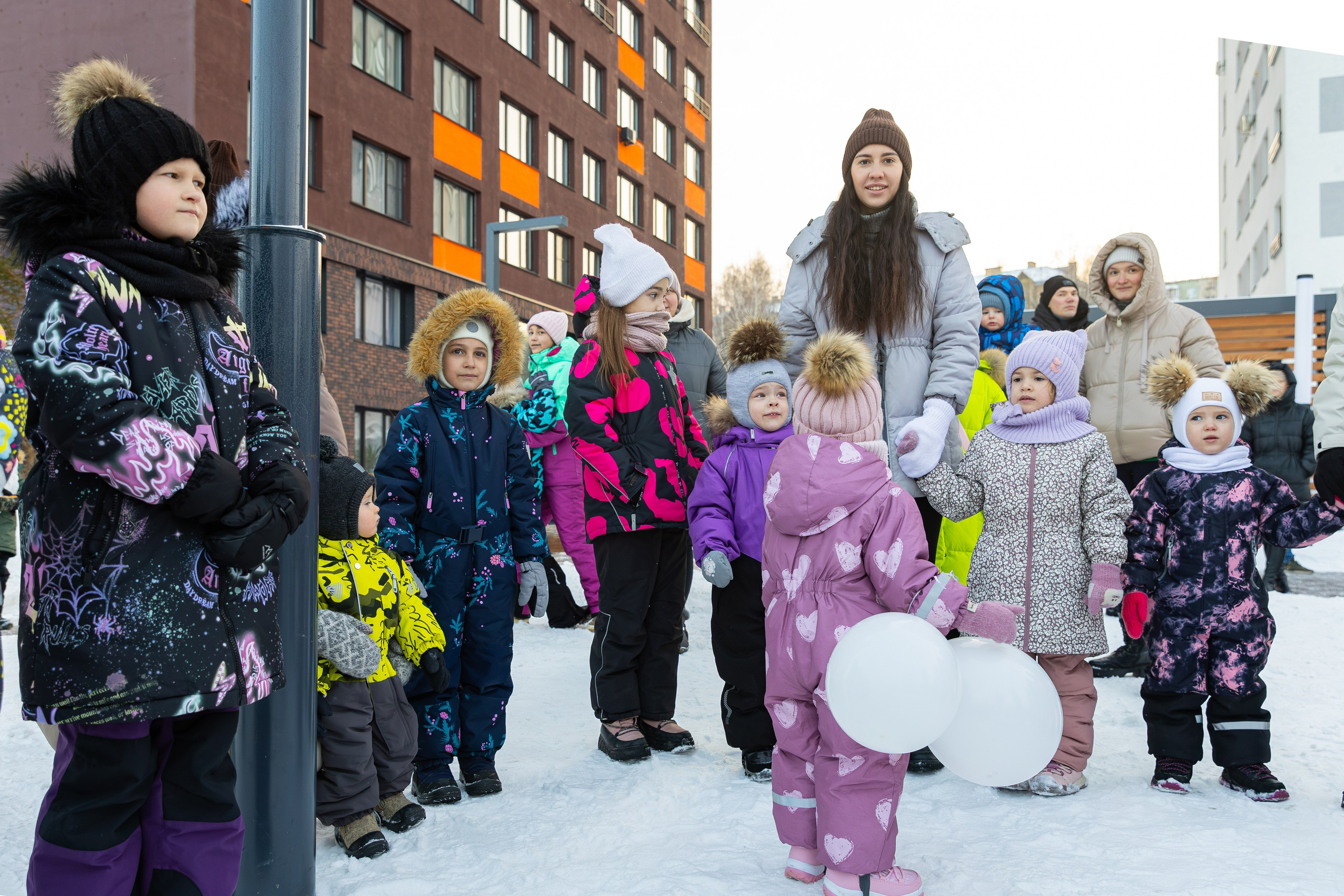 Уличный праздник ЖК «Геометрия». Фотограф Александр Поздняков  Новосибирск