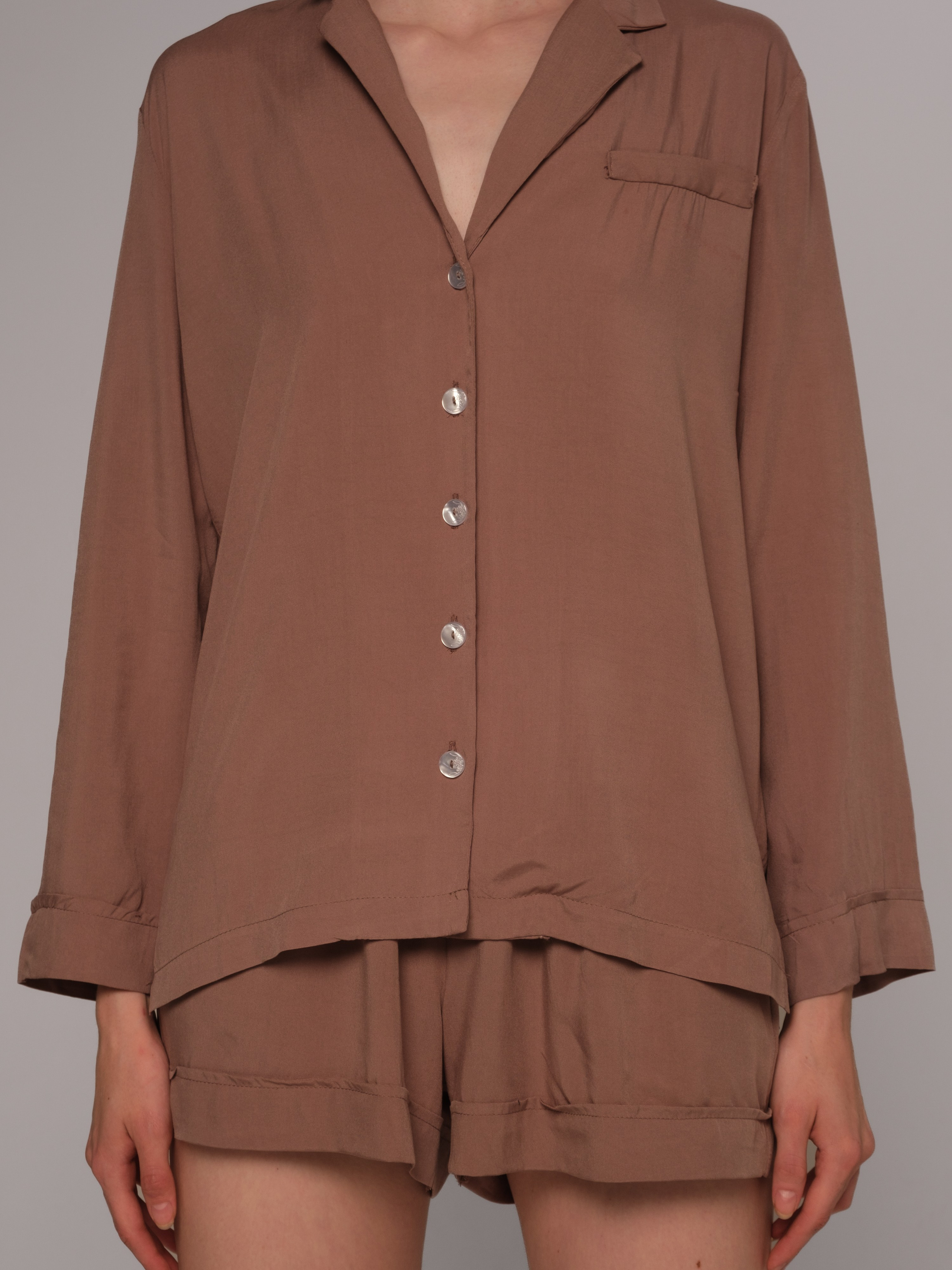 ZHAKOVA BRAND каталог. Мари — фотограф и видеограф из Москвы