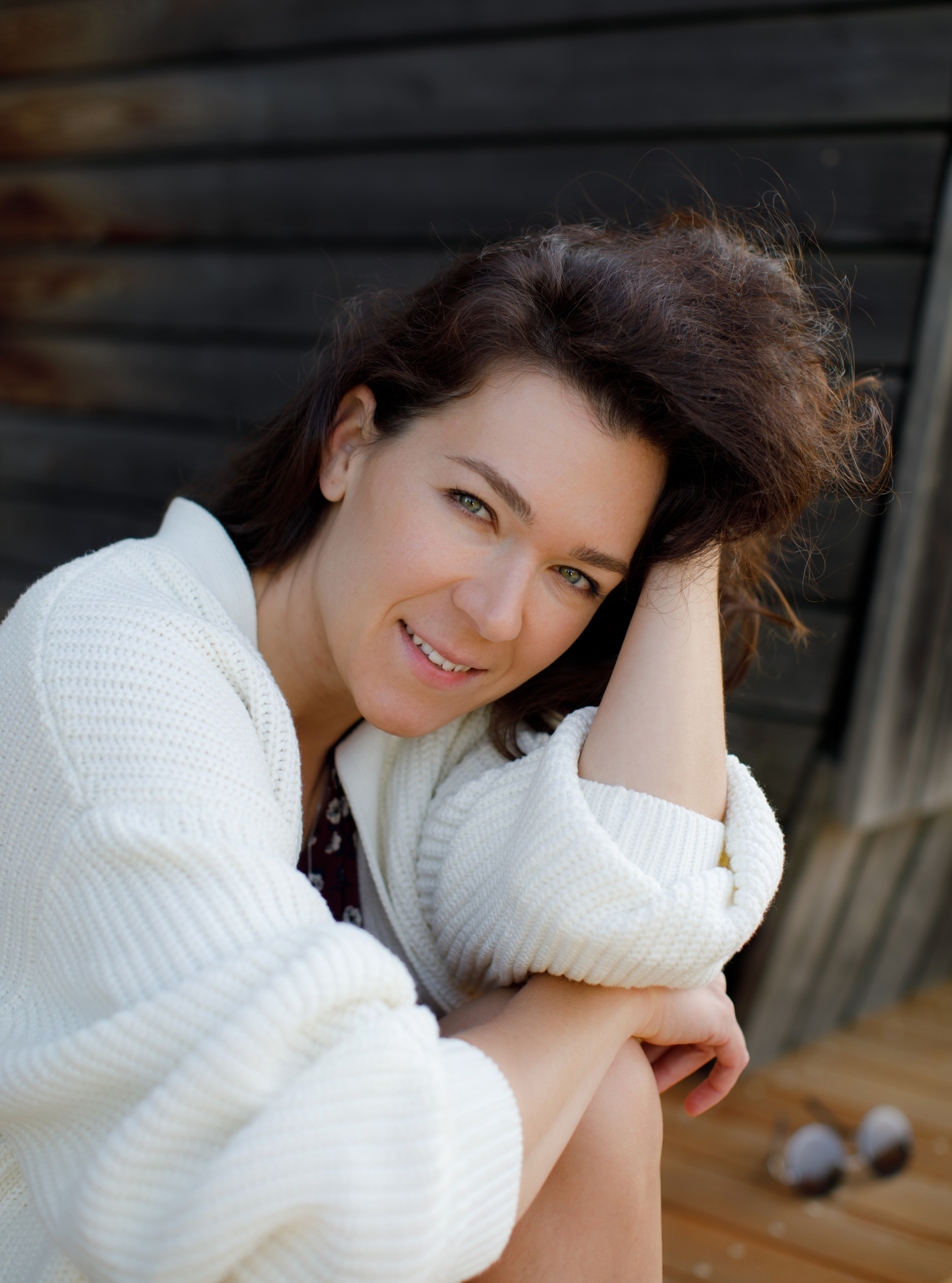 Когда лето встречается с осенью. Фотопрогулка с Дашей в загородном клубе. Портретный и семейный фотограф Юлия Герман