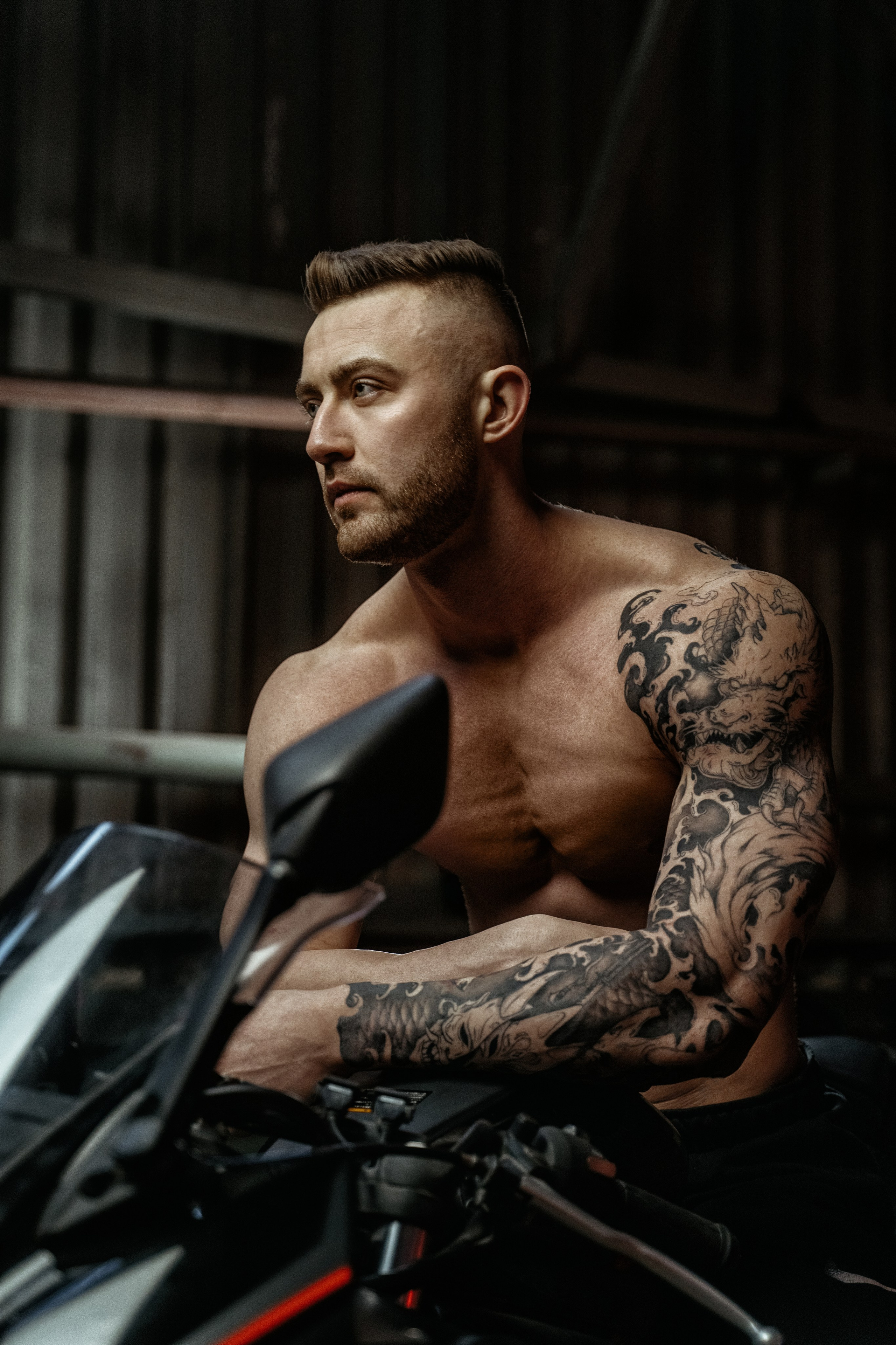 Фитнес съемка с мотоциклом. Свадебный и семейный фотограф Ксения Шекк Екатеринбург