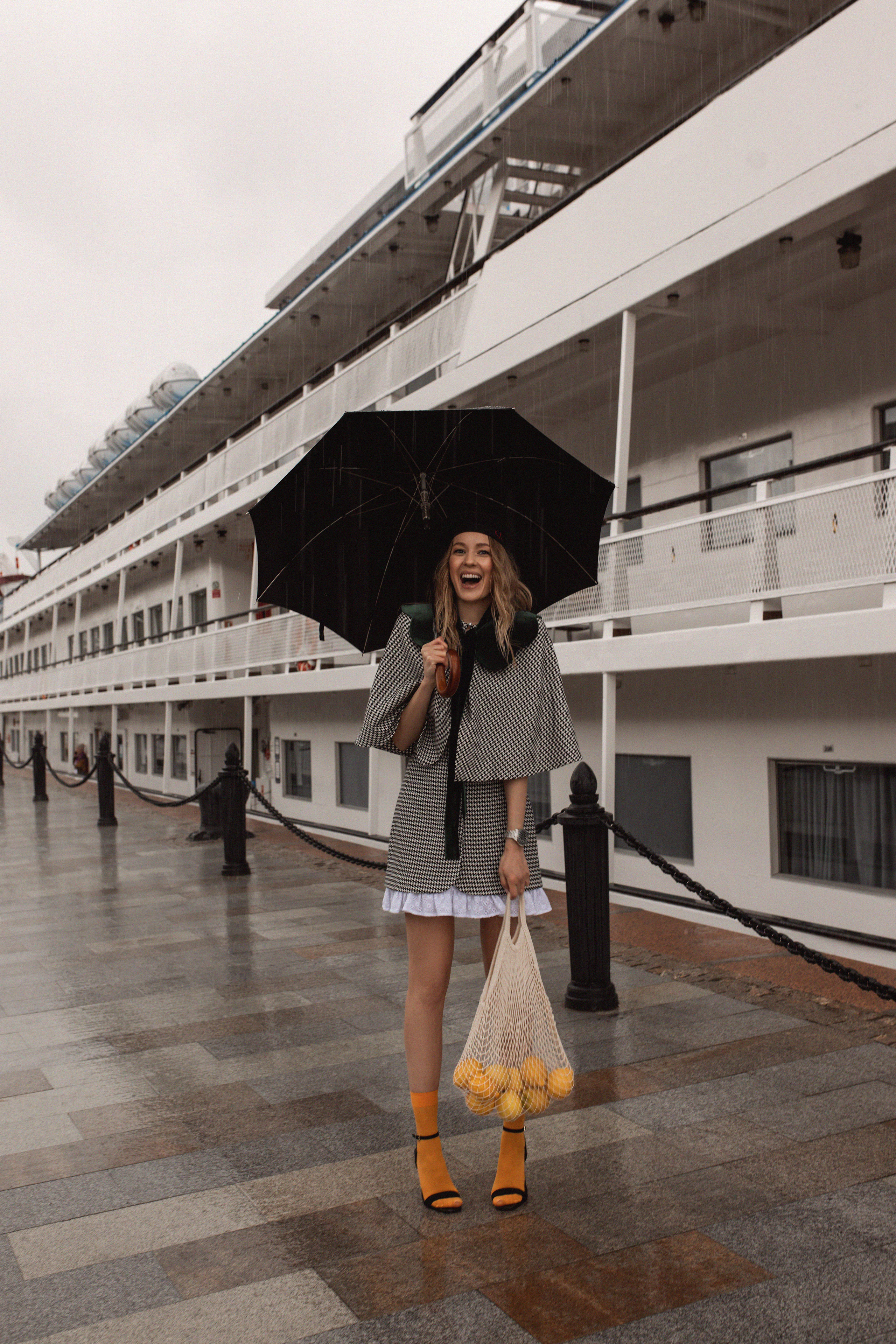 Woman's portrait. Фотограф Москва | gyuzeliaaa.ph