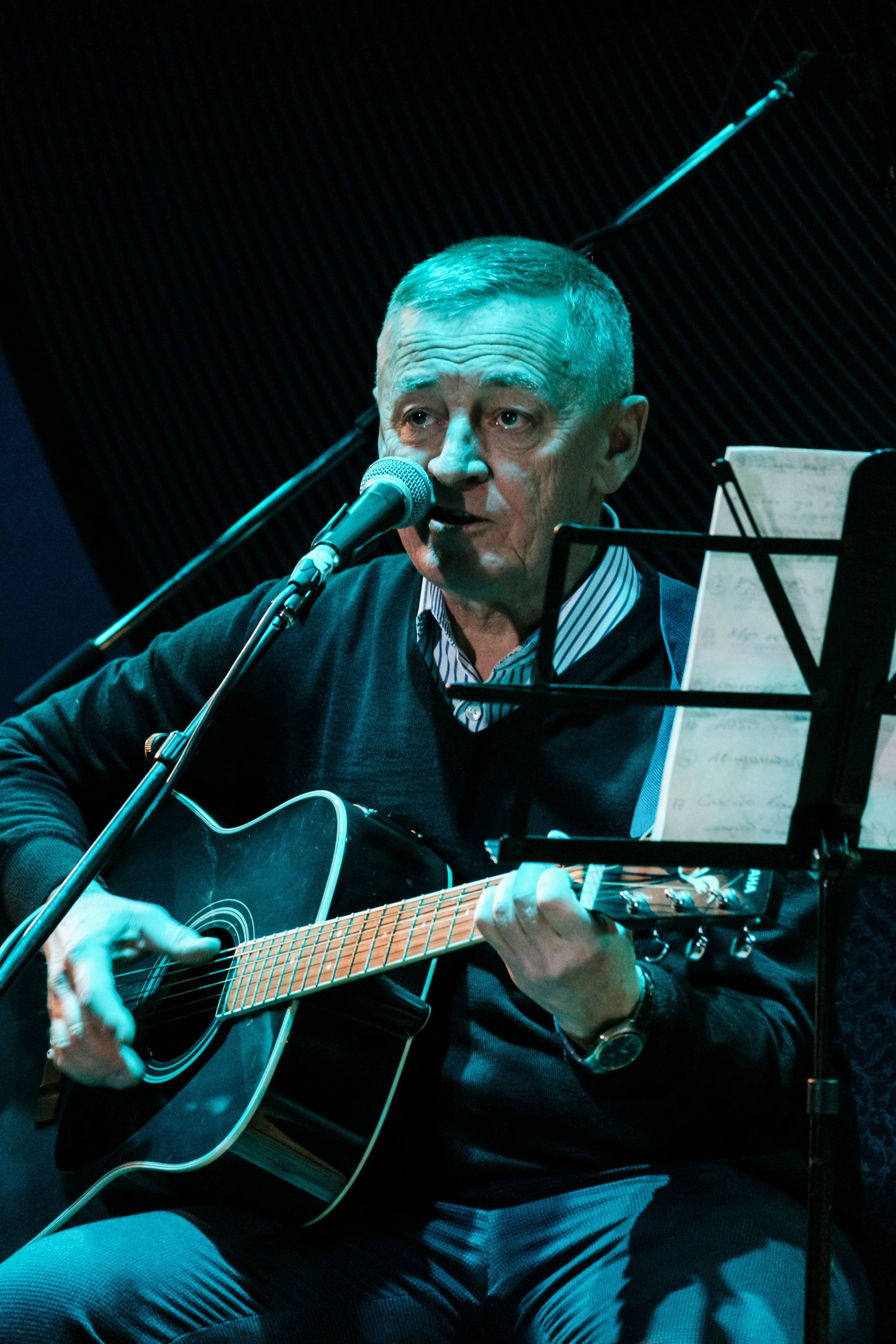 Вадим Захаров, автор и исполнитель песен об авиации