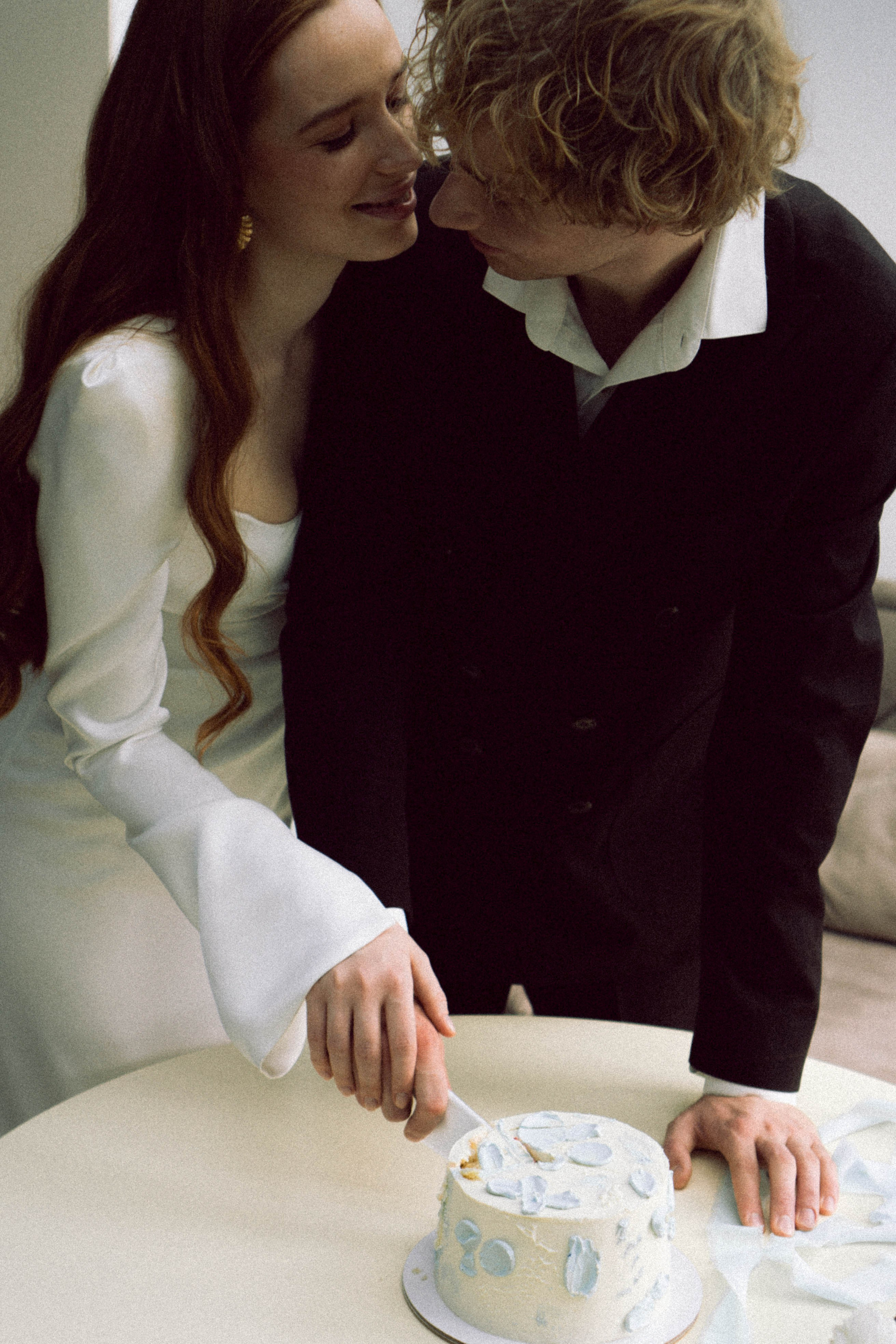 СВАДЕБНАЯ СЬЕМКА В ОТЕЛЕ. СБОРЫ ЖЕНИХА И НЕВЕСТЫ И ТАКЖЕ ТОР И ПОДГОТОВКА К ПРОГУЛКЕ. Профессиональный фотограф, Санкт-Петербург — Виктория Богомолова