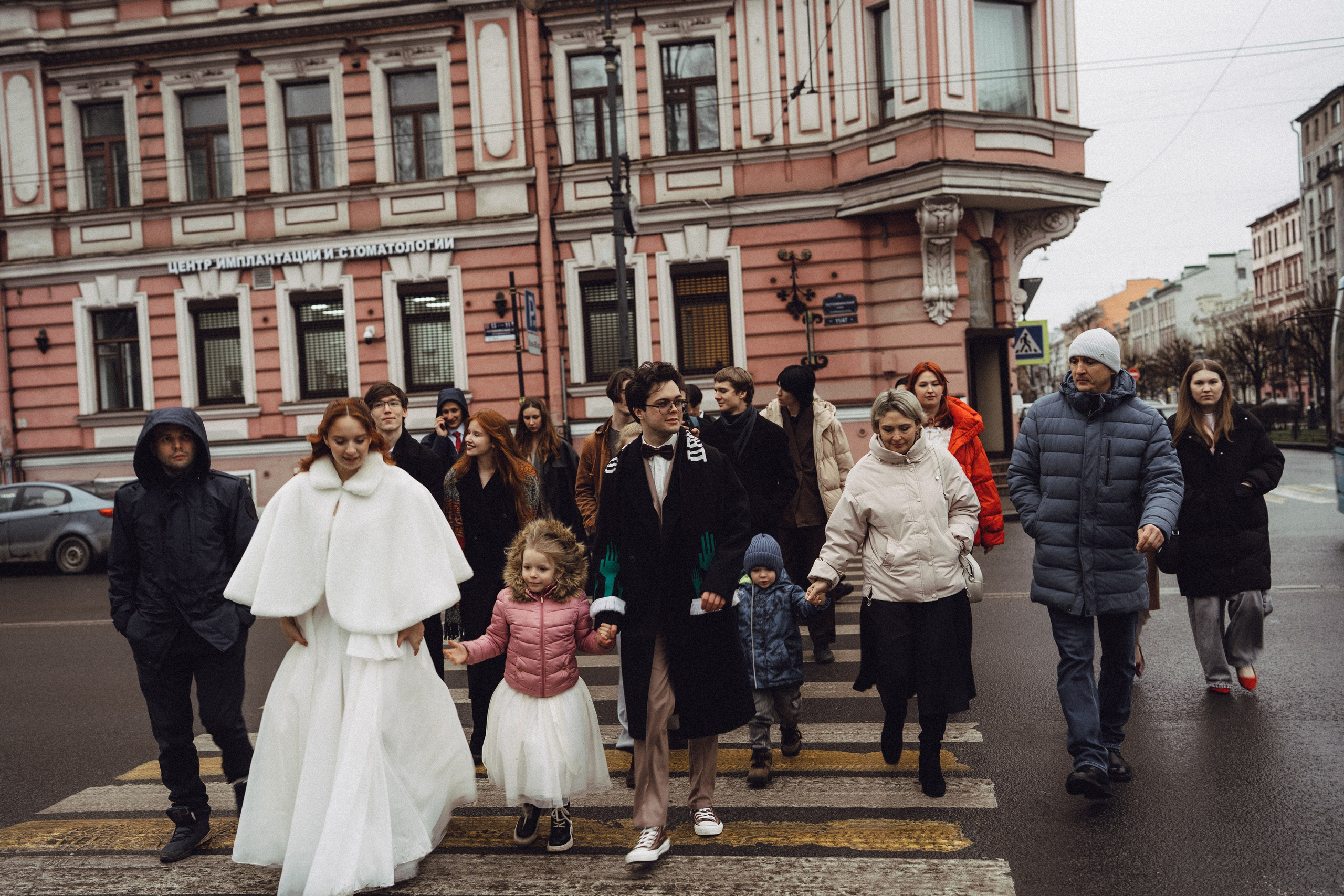 СВАДЕБНАЯ СЬЕМКА ВО ВТОРОМ ДВОРЦЕ С ГОСТЯМИ И ПРОГУЛКА В ТАВРИЧЕСКОМ САДУ. Профессиональный фотограф, Санкт-Петербург — Виктория Богомолова