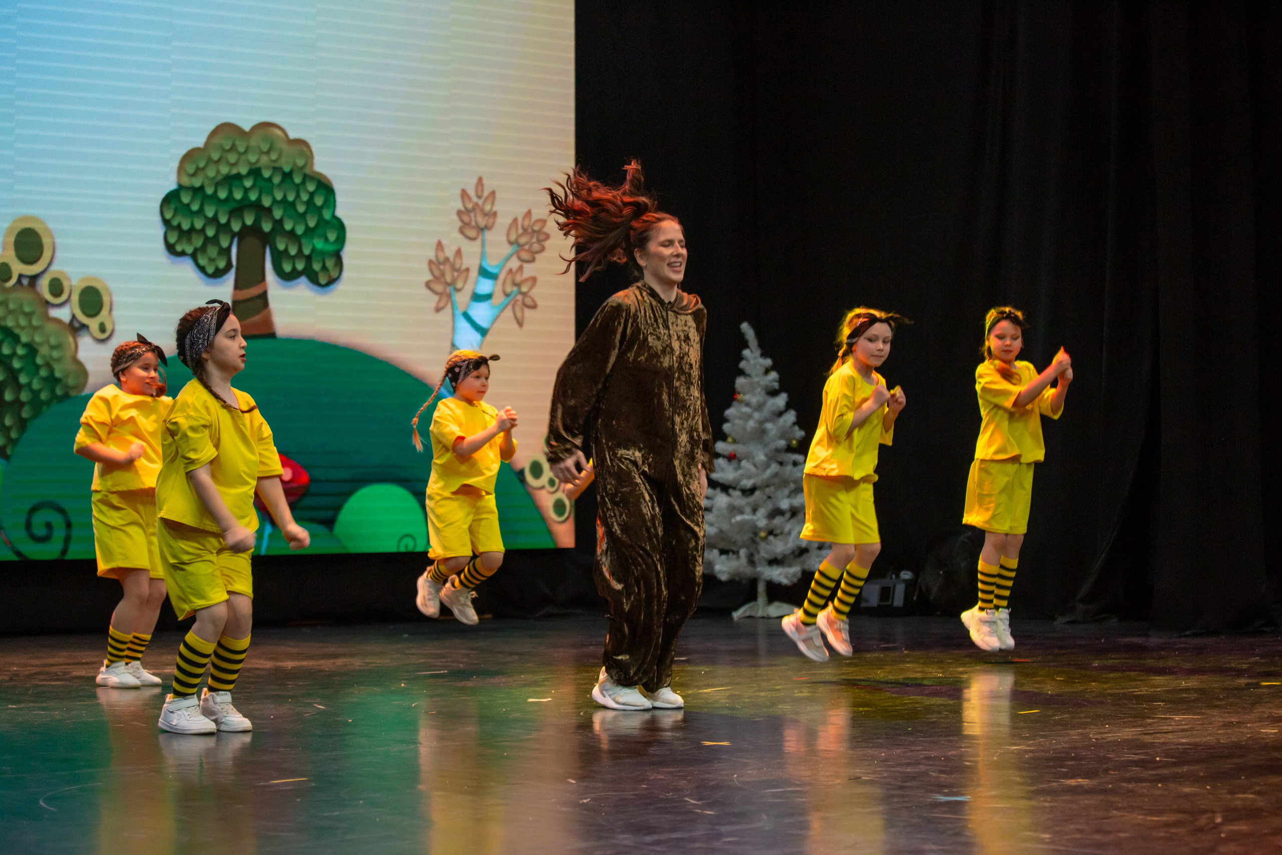 Концерт детской танцевальной школы. Репортажный, семейный, свадебный, портретный фотограф