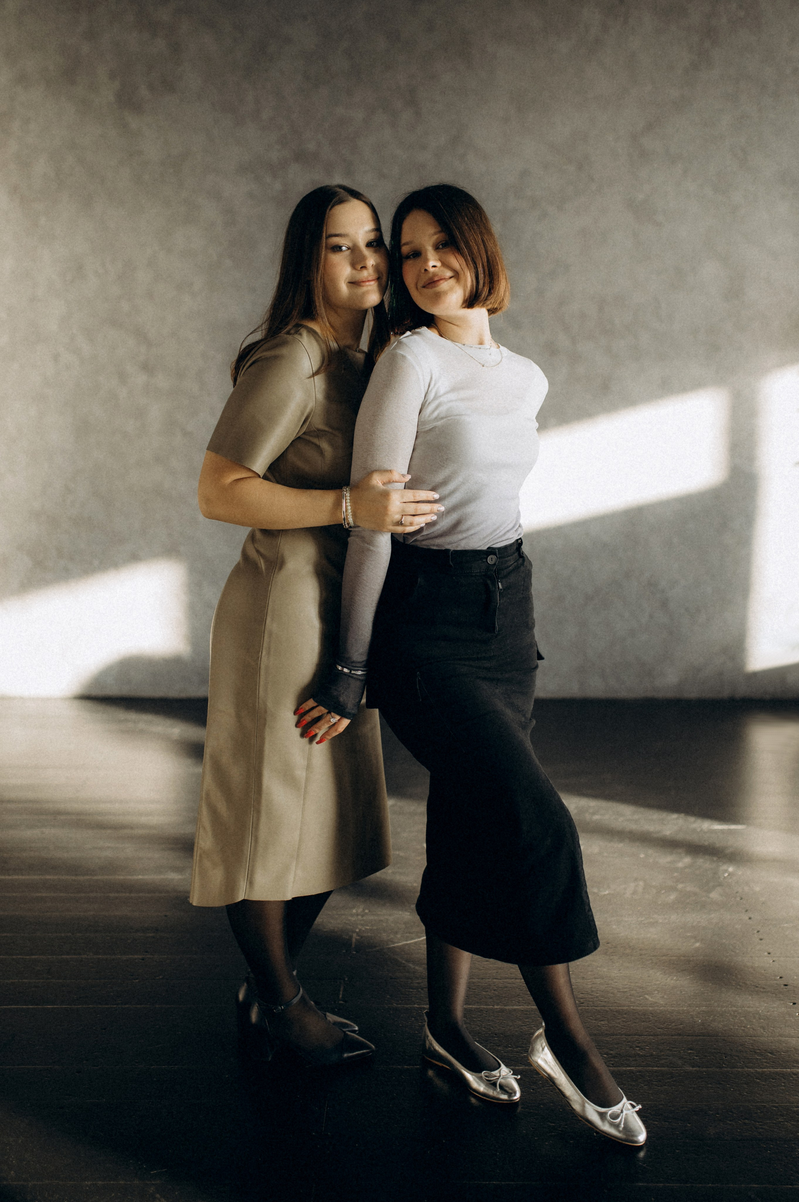 Фотосессия большой семьи в студии. Семейный фотограф в Новосибирске Женя Индрикова