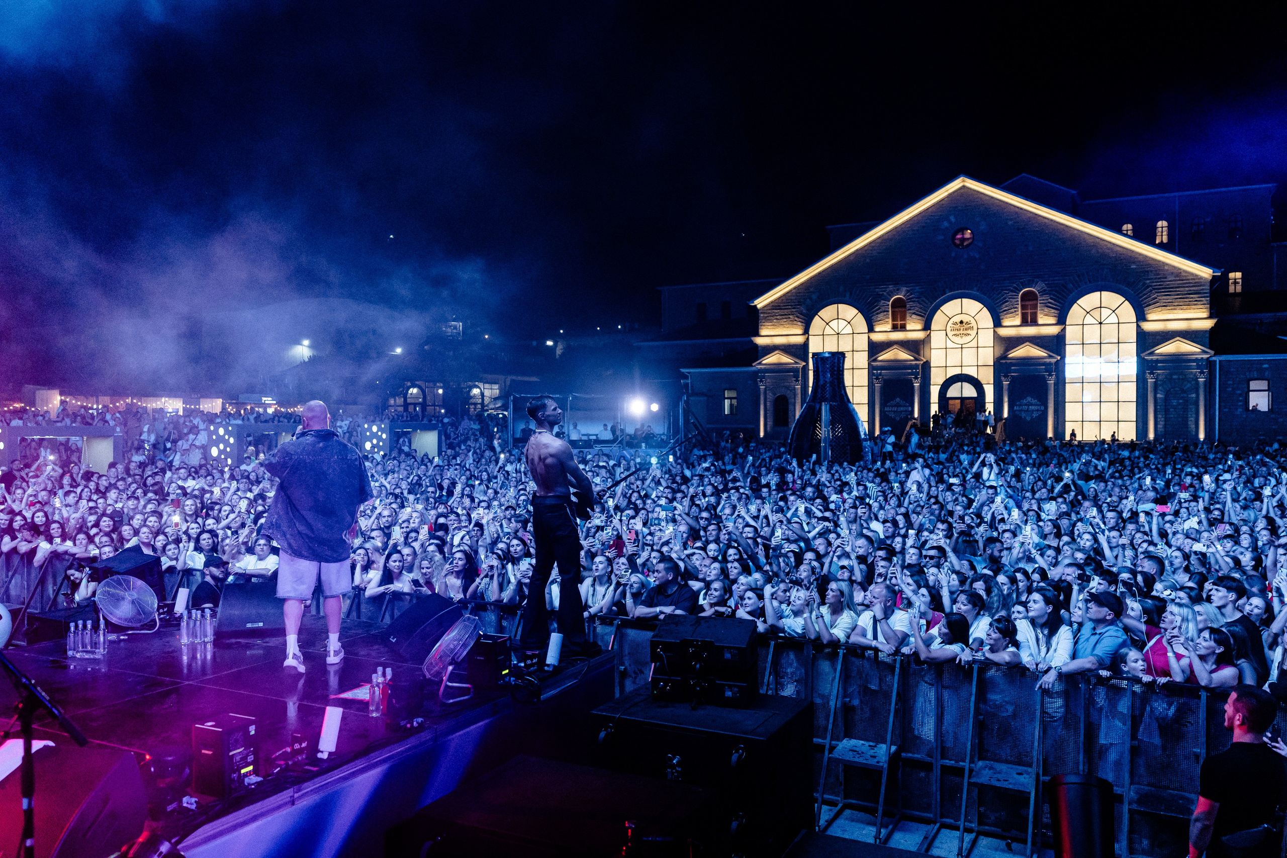 Лёша Свик • Банд’Эрос • Олег Майами • Filatov & Karas. Свадебный и репортажный, фуд фотограф в Новороссийске Евгений Александриди