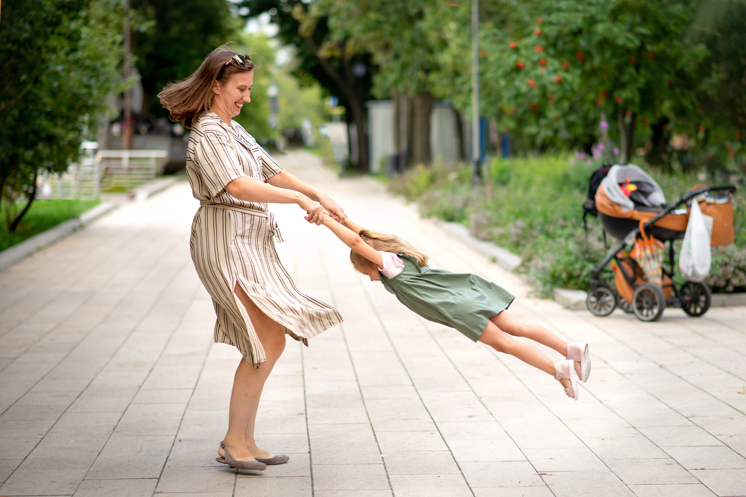 Фотопрогулка с Наташей, Николаем, Владом, Ксюшей и маленьким Ромой. Детский и семейный фотограф в Москве Ульяна Федорова