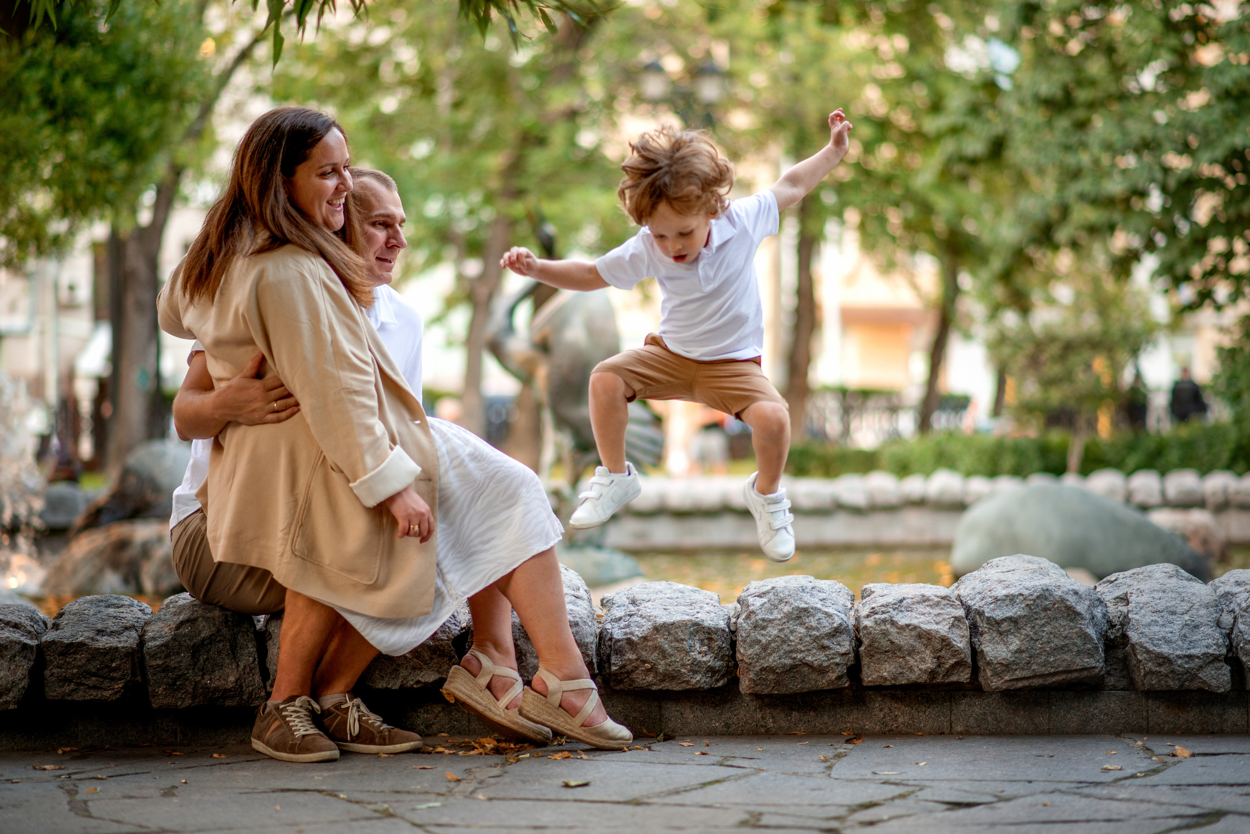 Фотопрогулка с Ириной, Михаилом и непоседой Ромой. Детский и семейный фотограф в Москве Ульяна Федорова