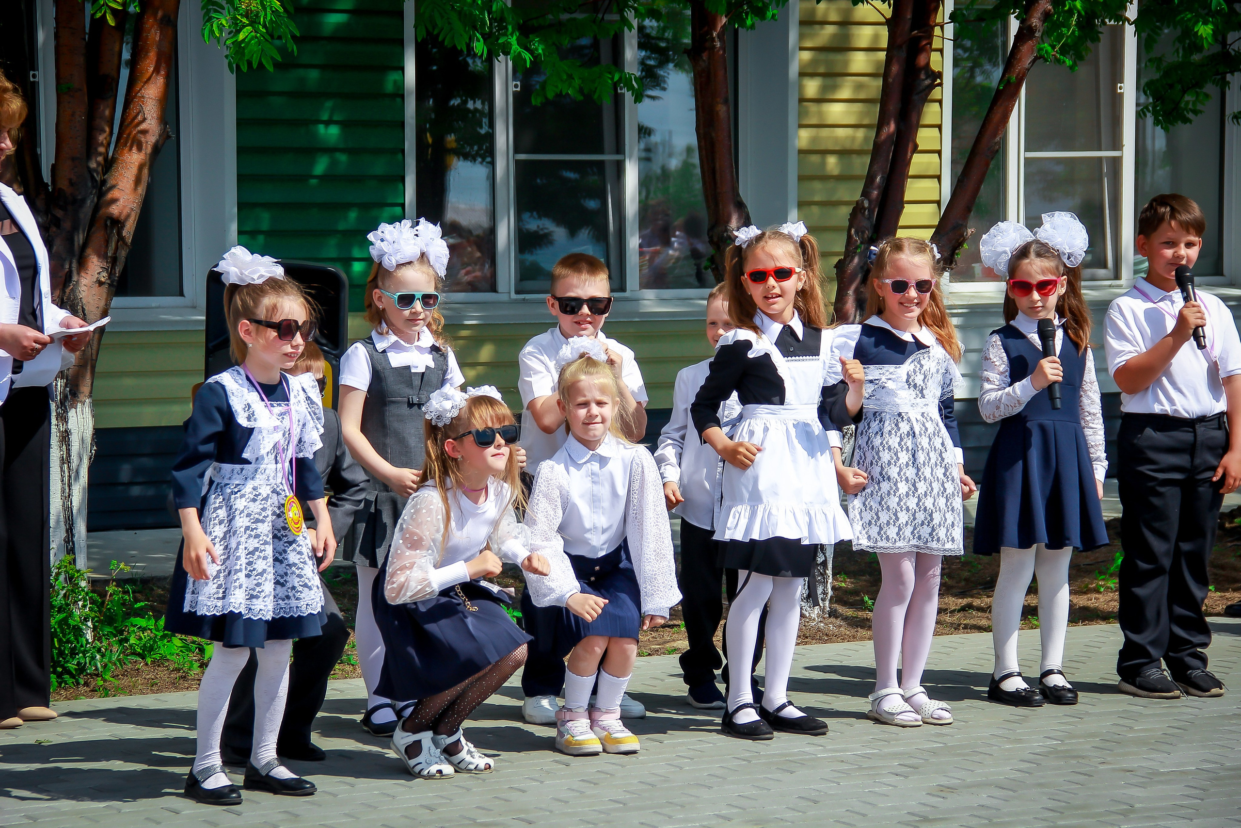 9-11 классы СЪЁМКИ ВЫПУСКНЫХ И ПОСЛЕДНИХ ЗВОНКОВ. Выпускные альбомы для школ и Детских садов в Барнауле /Выпускные/Свадебные/Детские/Семейные и др. виды съёмок /Фотограф Вера Валейко