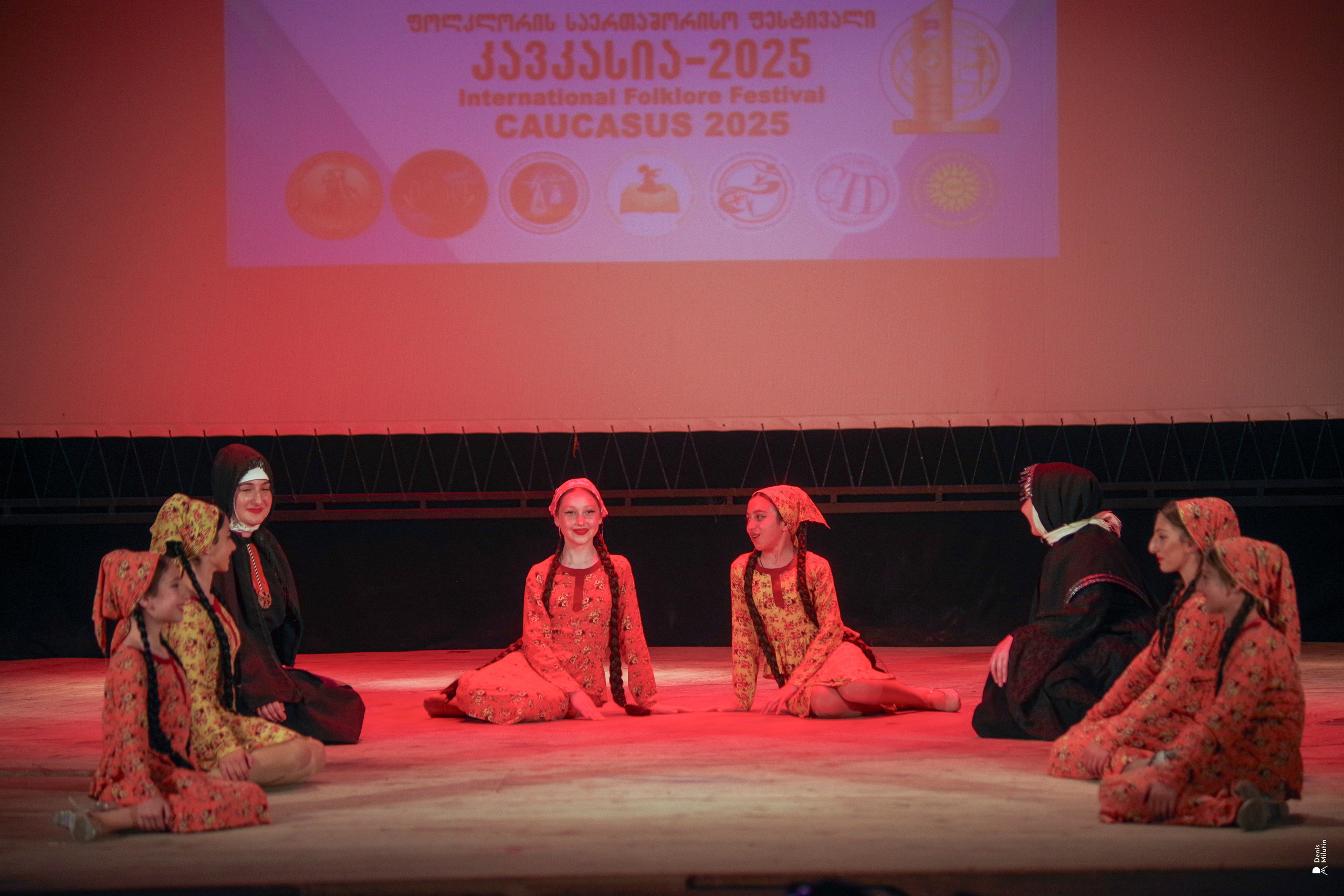 Танцы в прекрасном Они. Портретный фотограф Денис Милютин