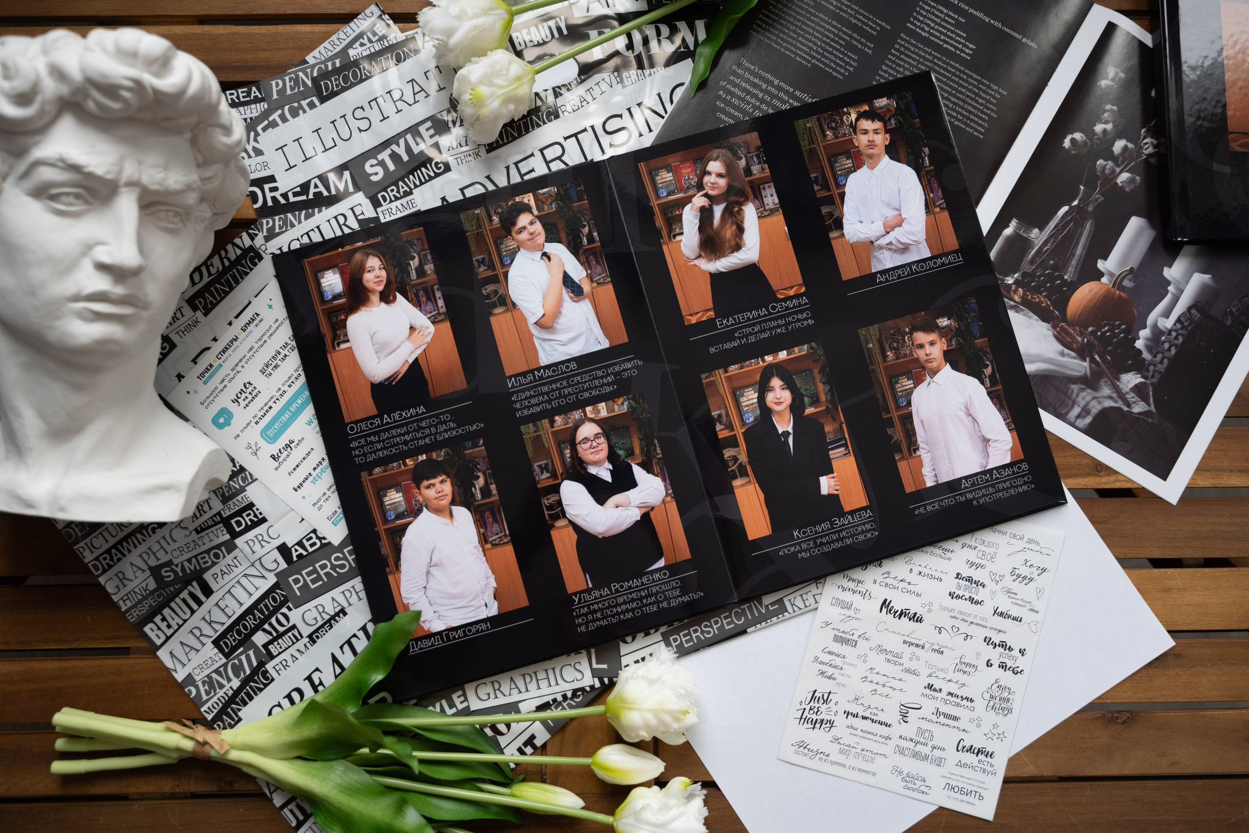 Дизйн черное и белое. Выпускные альбомы в Подольске Москве и МО