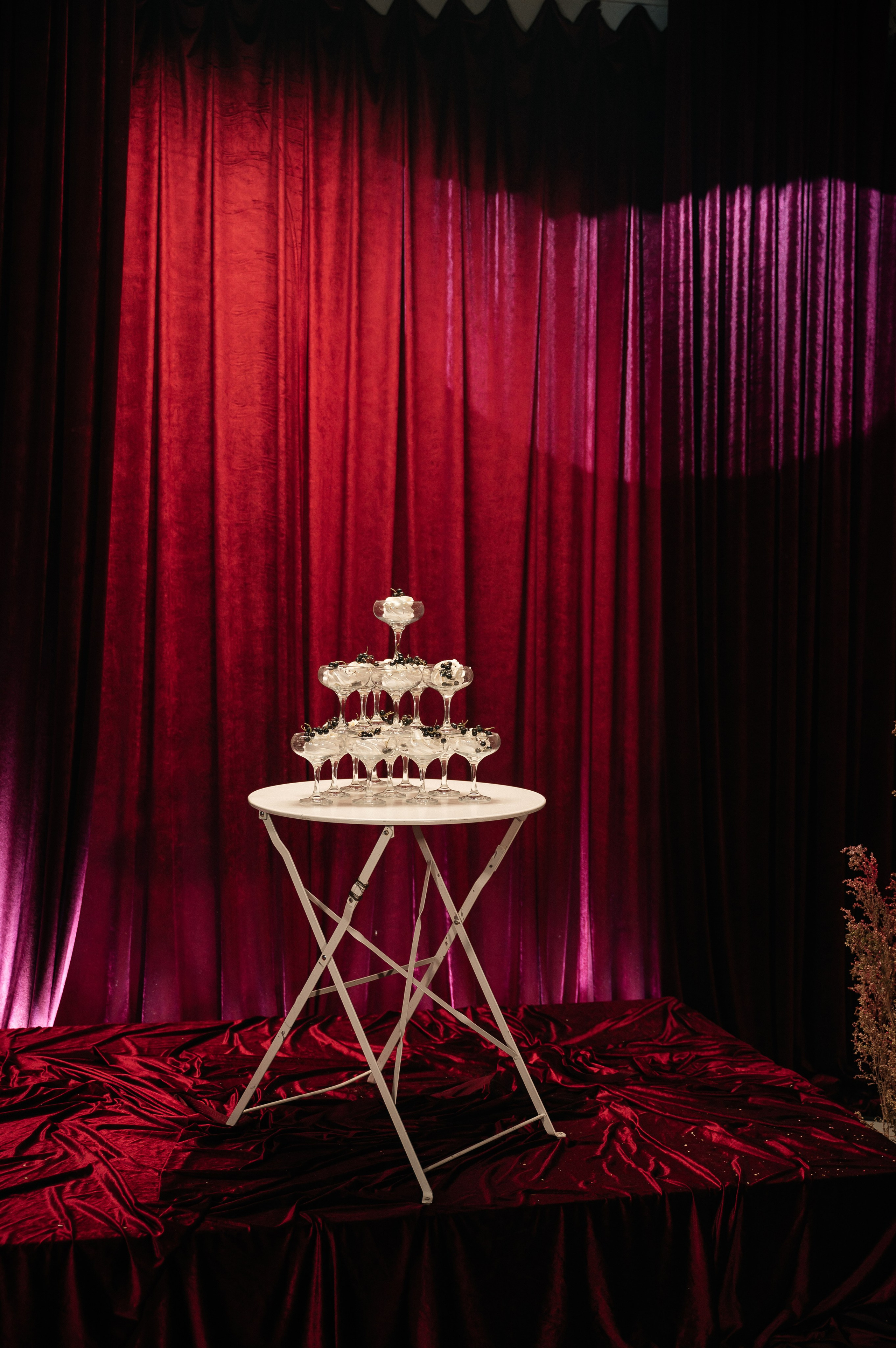 Красные линии. Свадебный и семейный фотограф в Красноярске Виктория Тимонина