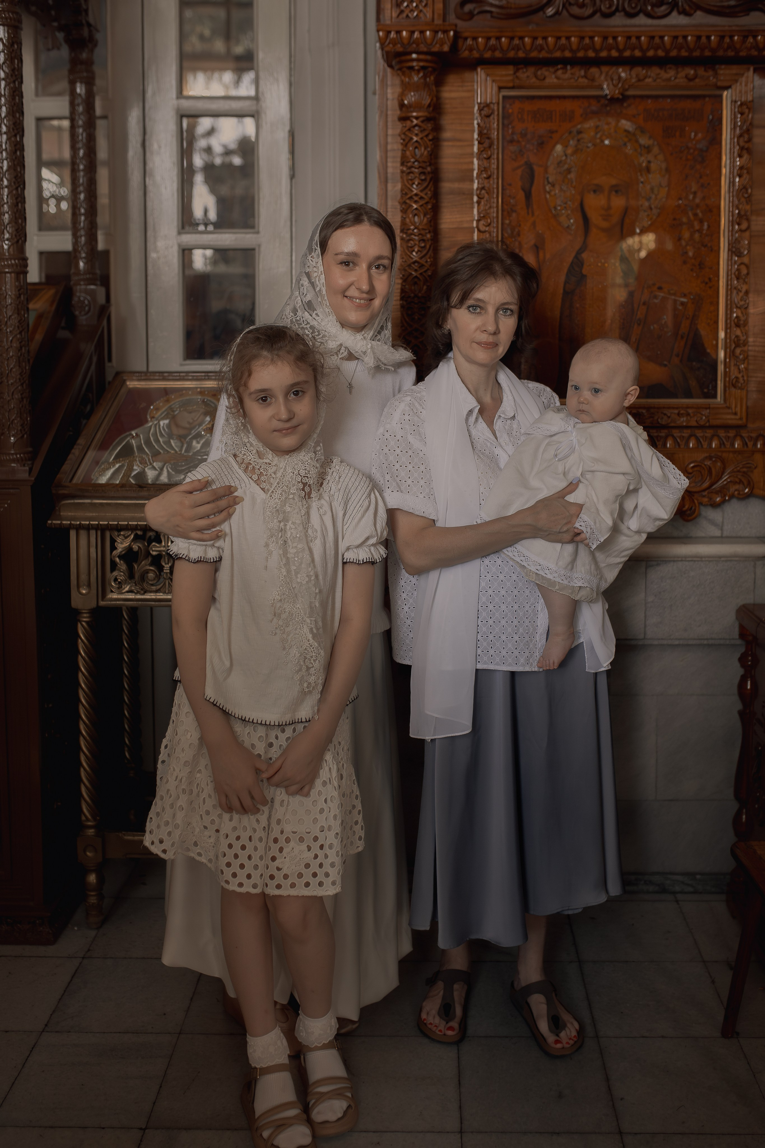 Крещение Валерии. Фотограф на Крещение и Венчание в Ташкенте