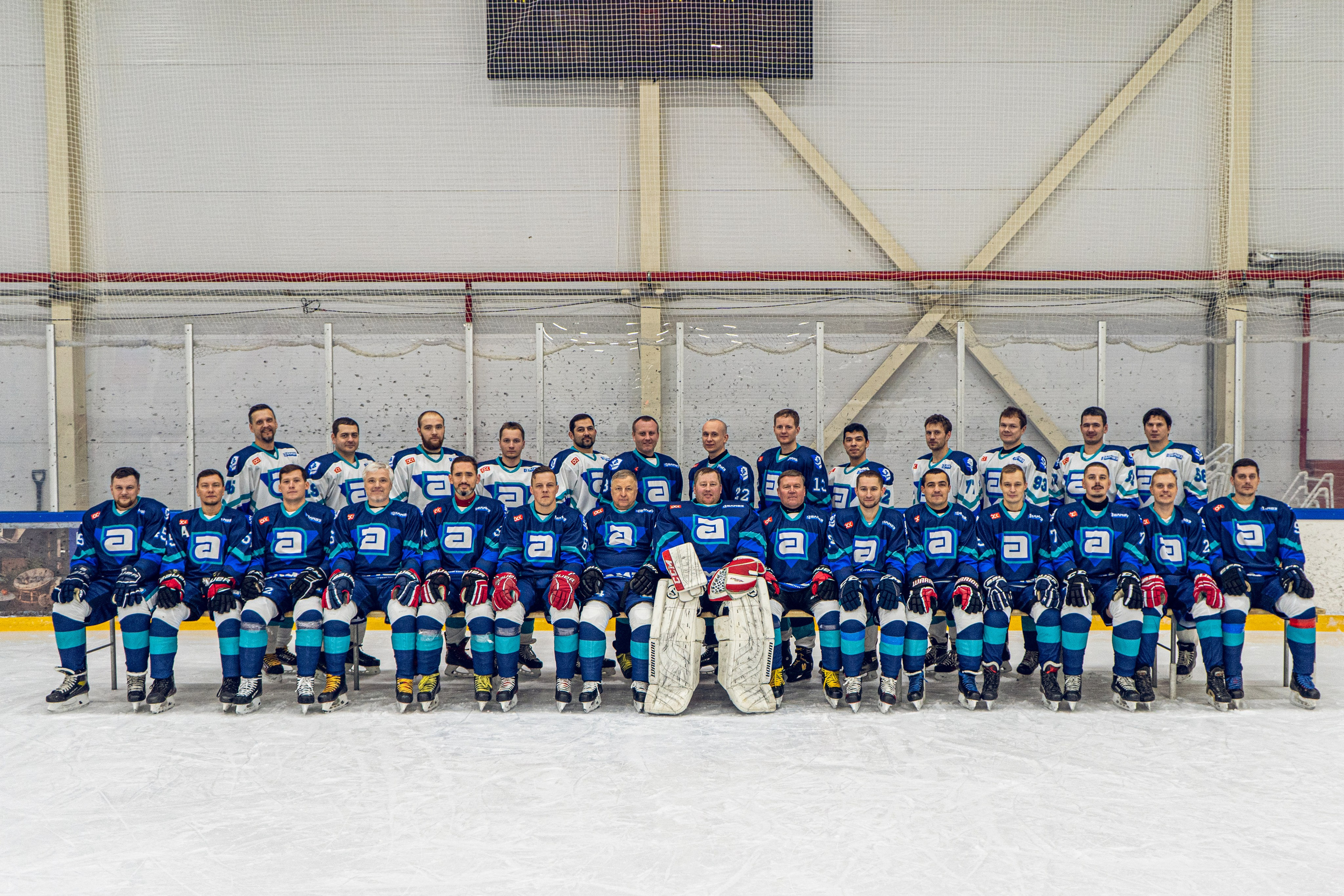 Тренировка по хоккею «ЦМКБ «Алмаз»