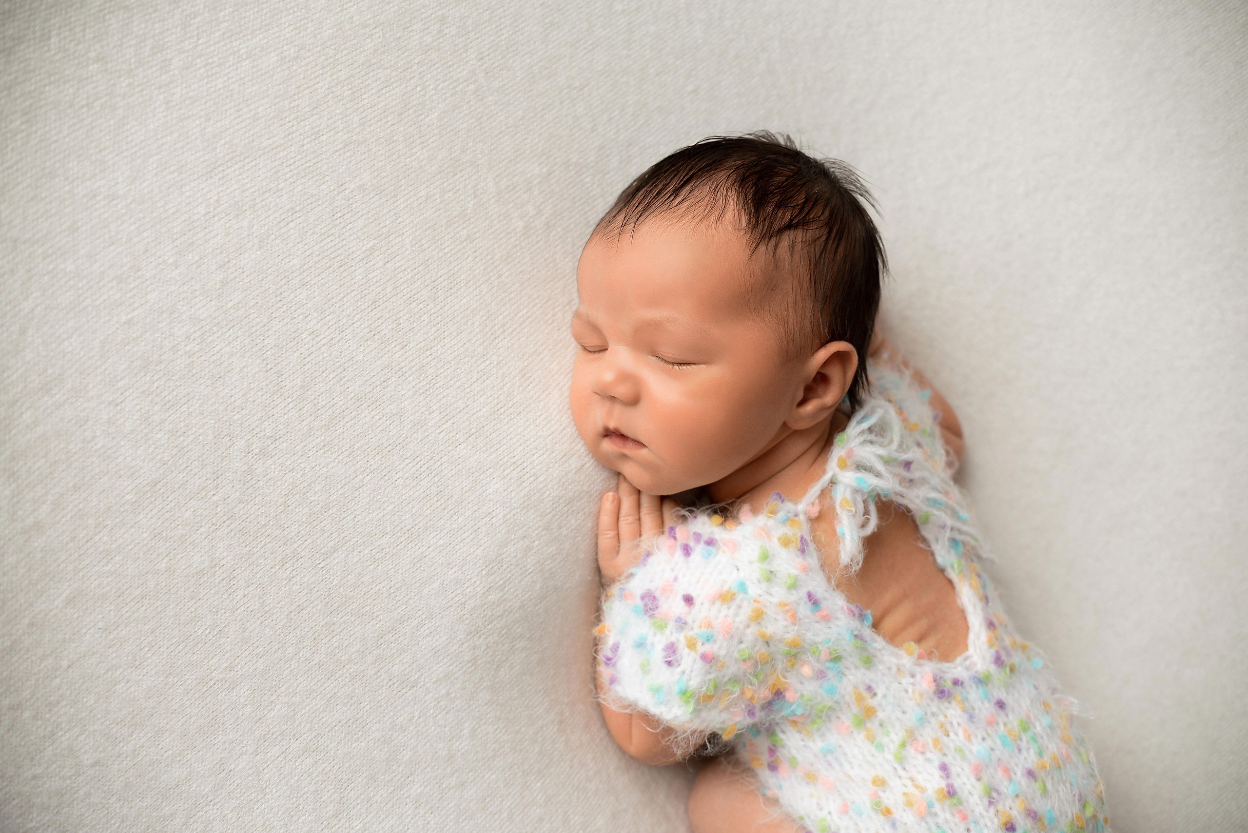 Малышка Валерия. Фотограф новорожденных в Нижневартовске Лара Курдюкова