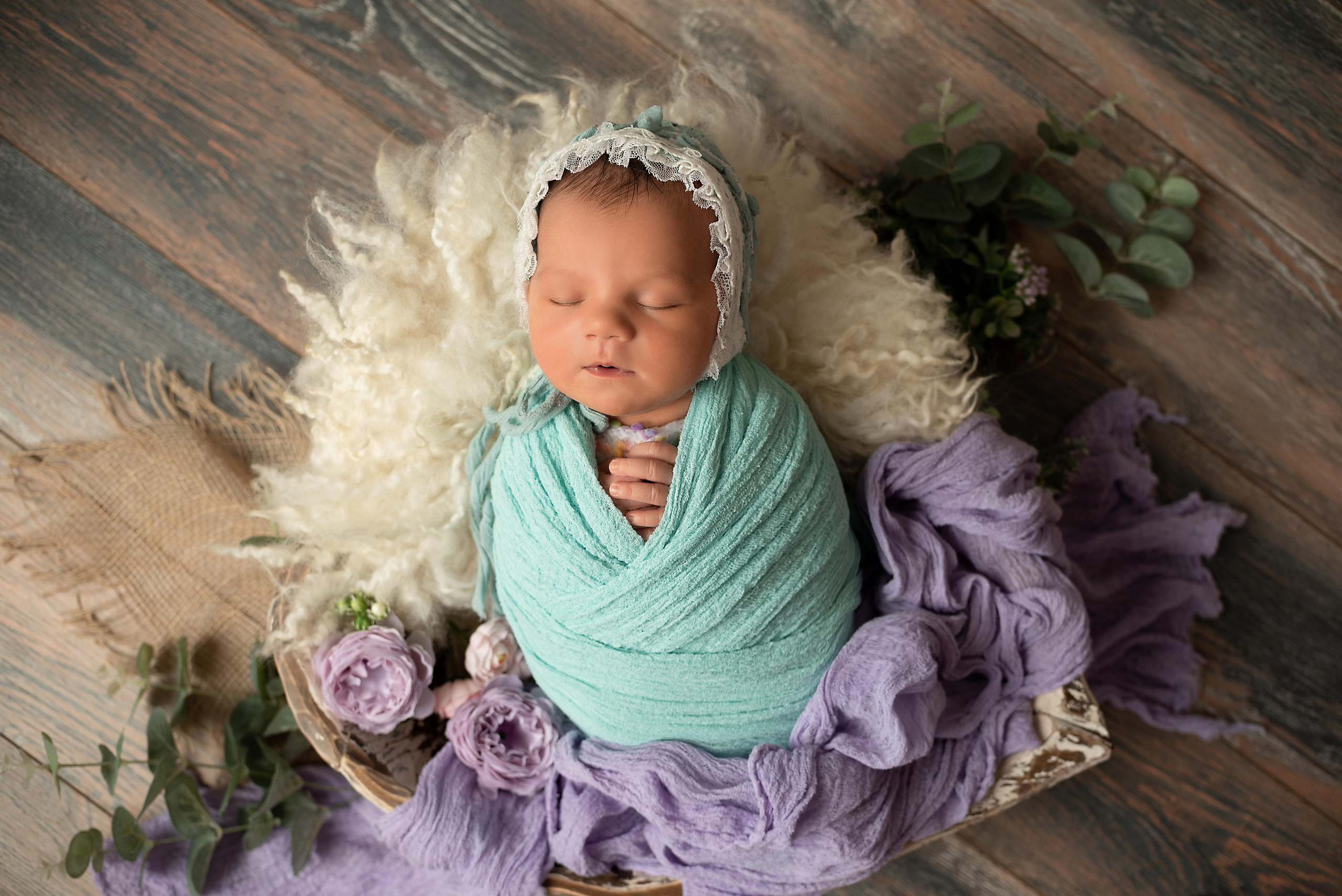 Малышка Валерия. Фотограф новорожденных в Нижневартовске Лара Курдюкова