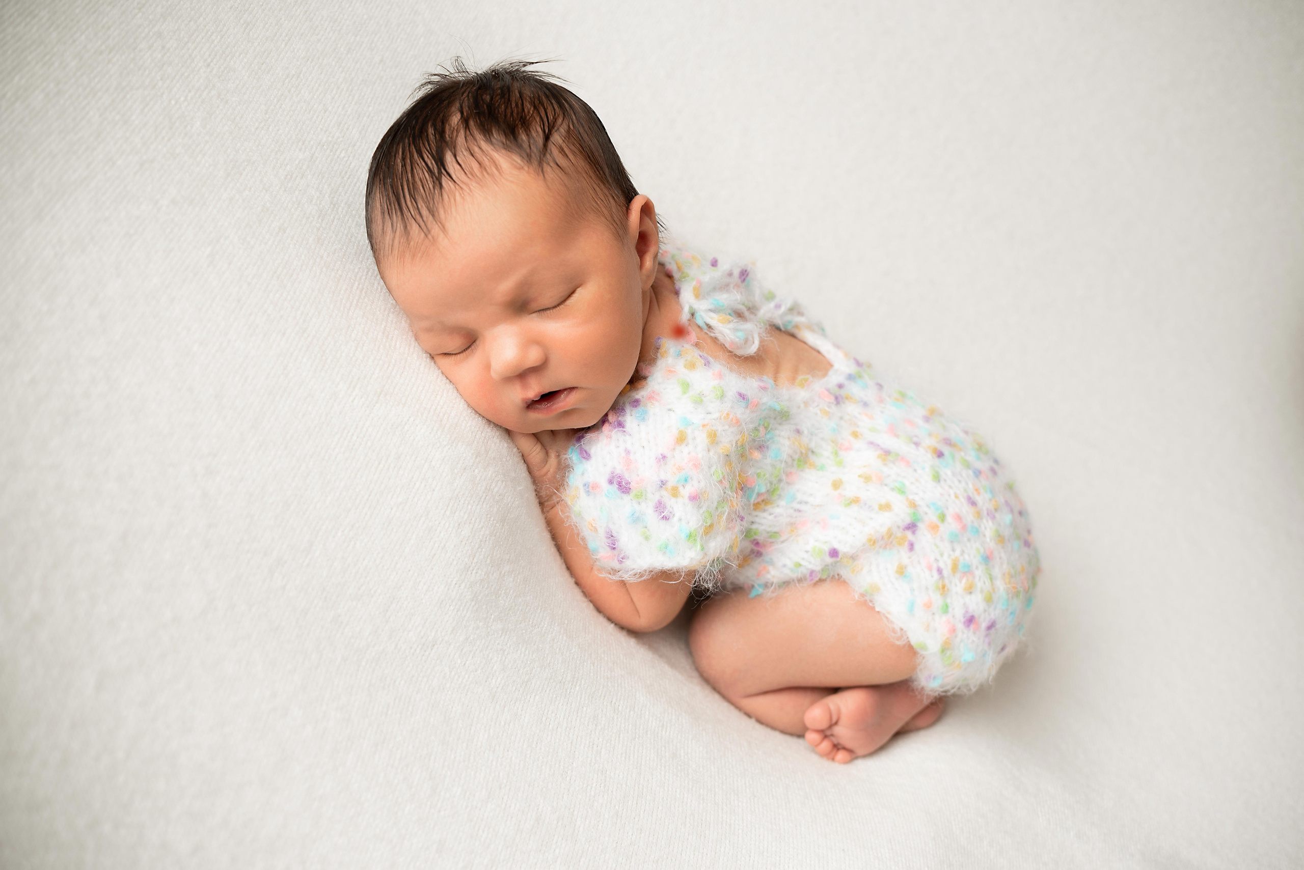Малышка Валерия. Фотограф новорожденных в Нижневартовске Лара Курдюкова