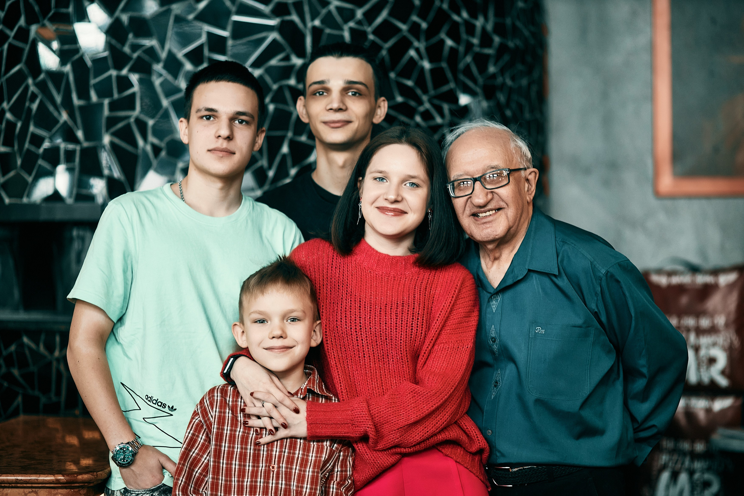 Семейный завтрак. Семейный и репортажной фотограф в Красноярске и Москве Виктор Бабинцев