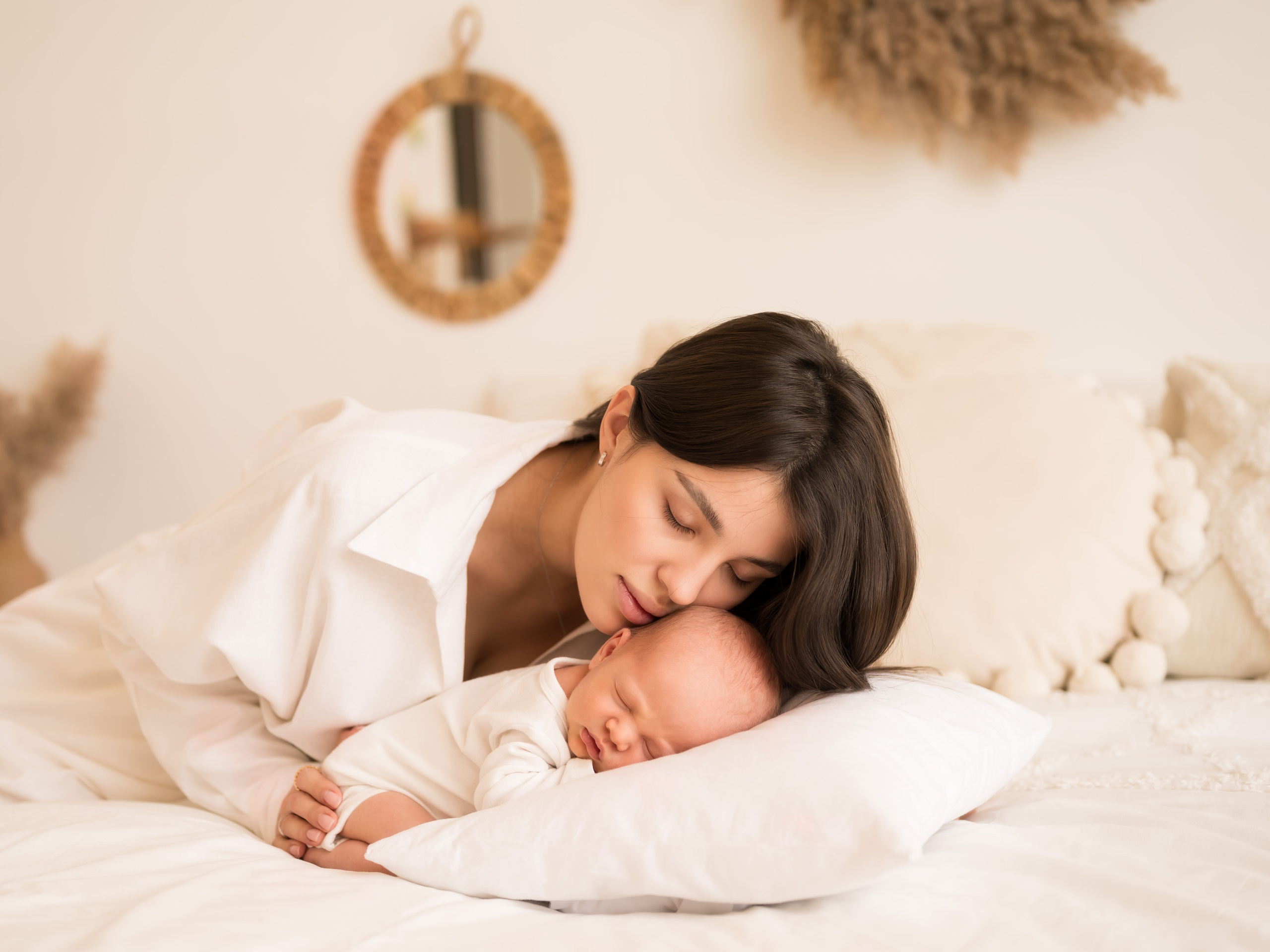 Newborn. Детский фотограф. Белый минимализм. Москва. Татьяна Тремасова