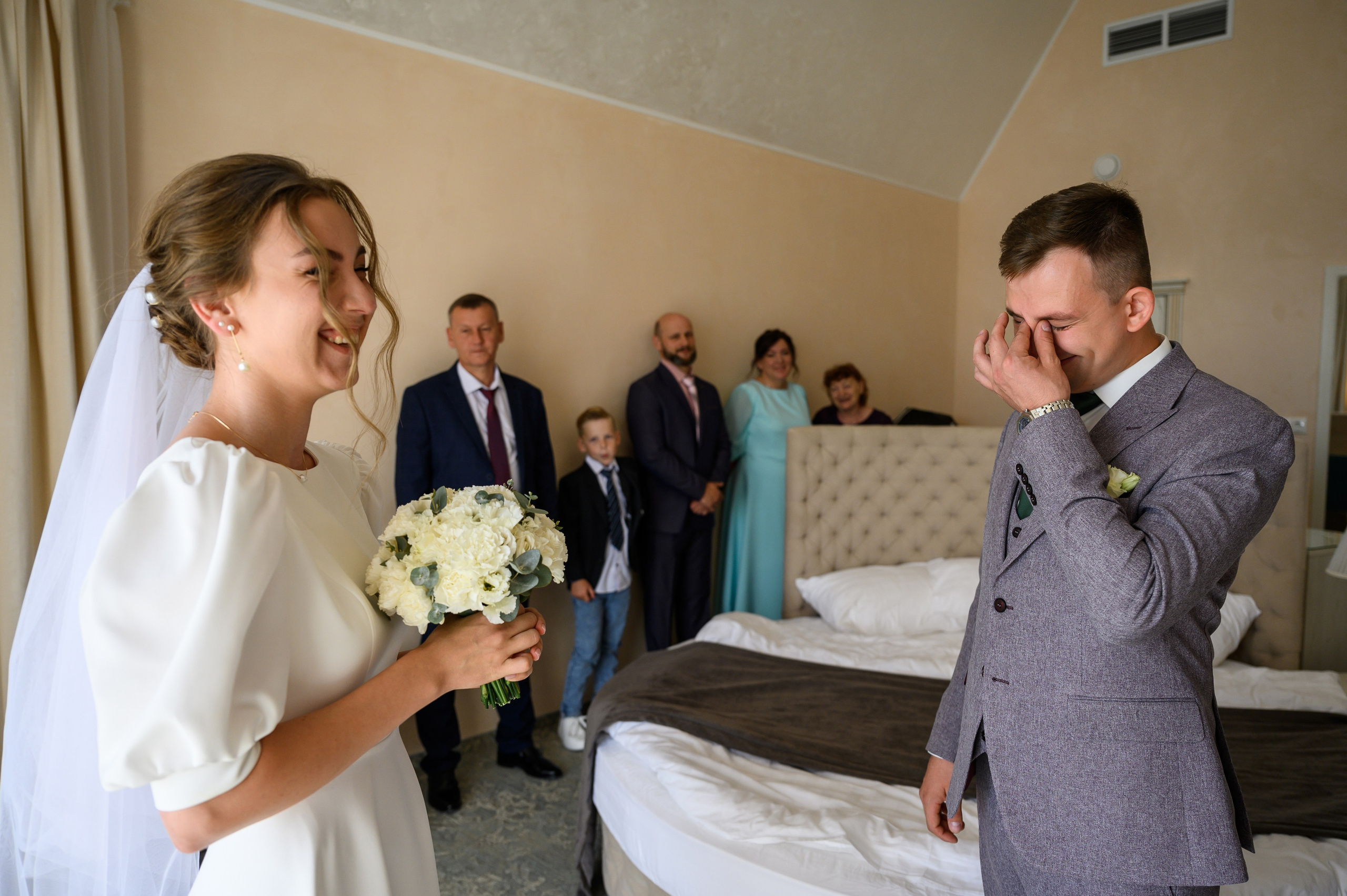 Свадебный фотограф Москва Бережки холл. Свадебный фотограф Москва Юрий Кульман