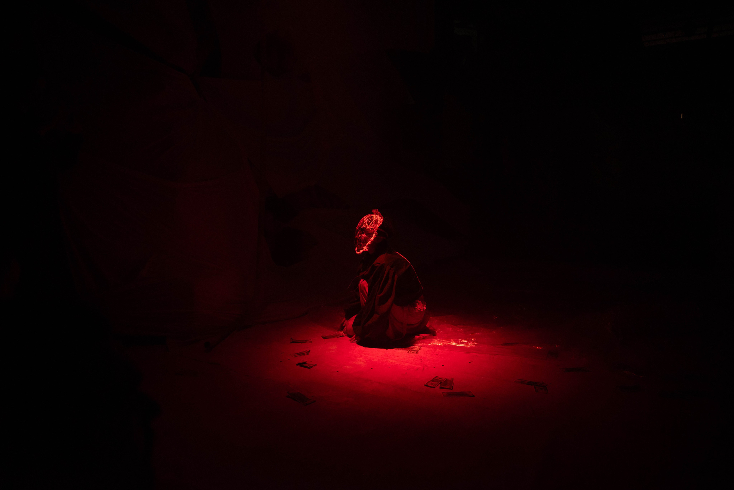 Перфоманс «Хуже». Репортажный и портретный фотограф в Воронеже