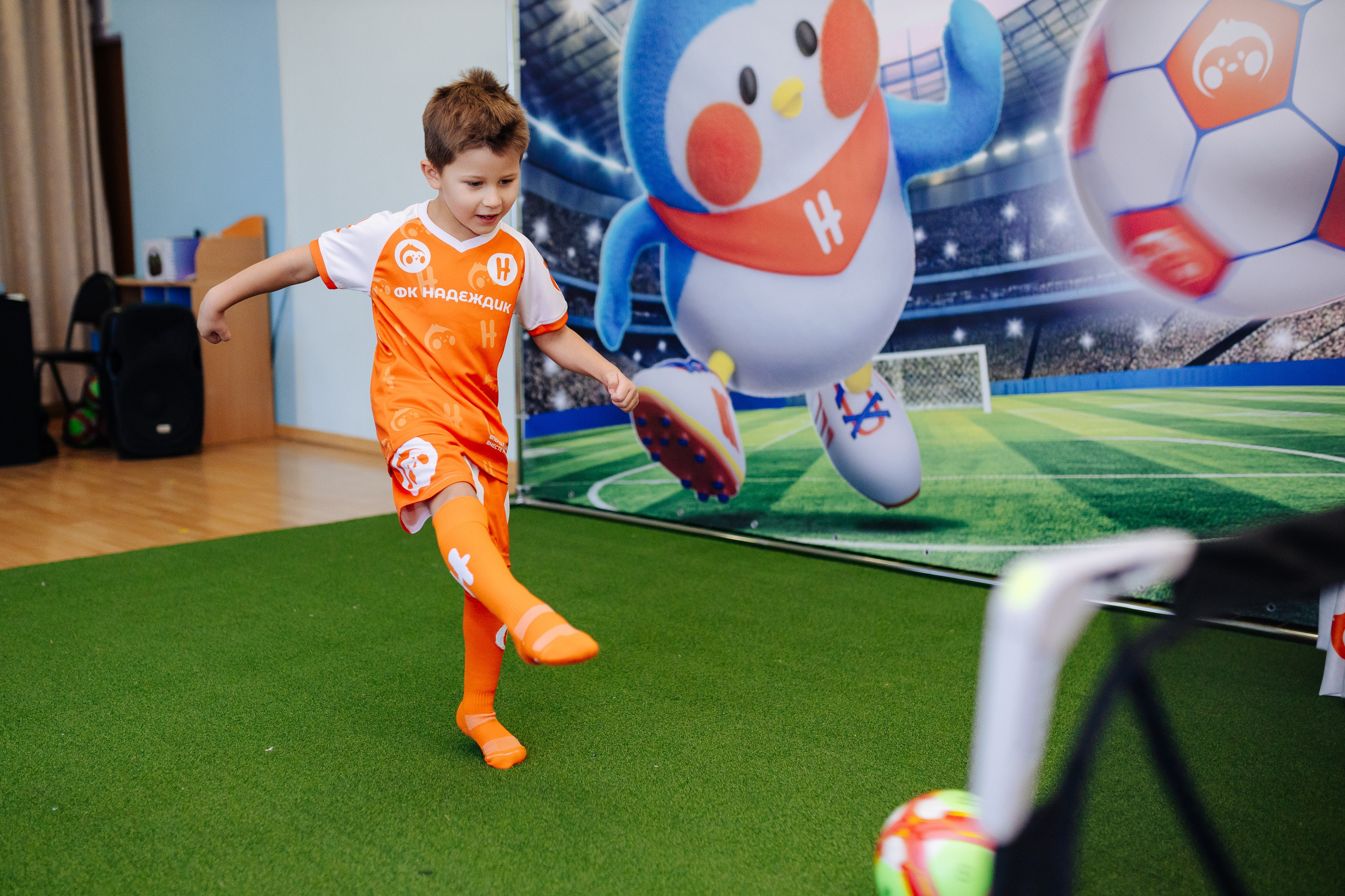 Фотосессия с кубком в детских садах г. Магнитогорска. Денис Прохоров Фотограф в г. Магнитогорск