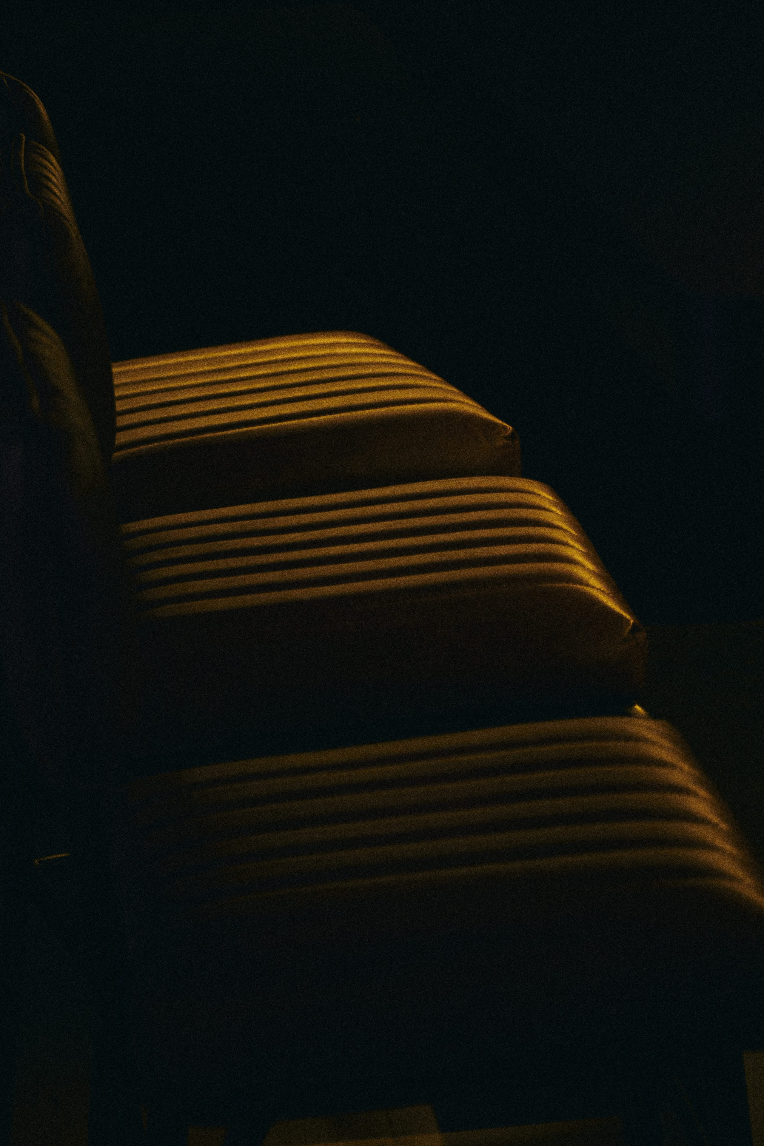 Lavender Mansion. See the moment and catche. commercial and reportage