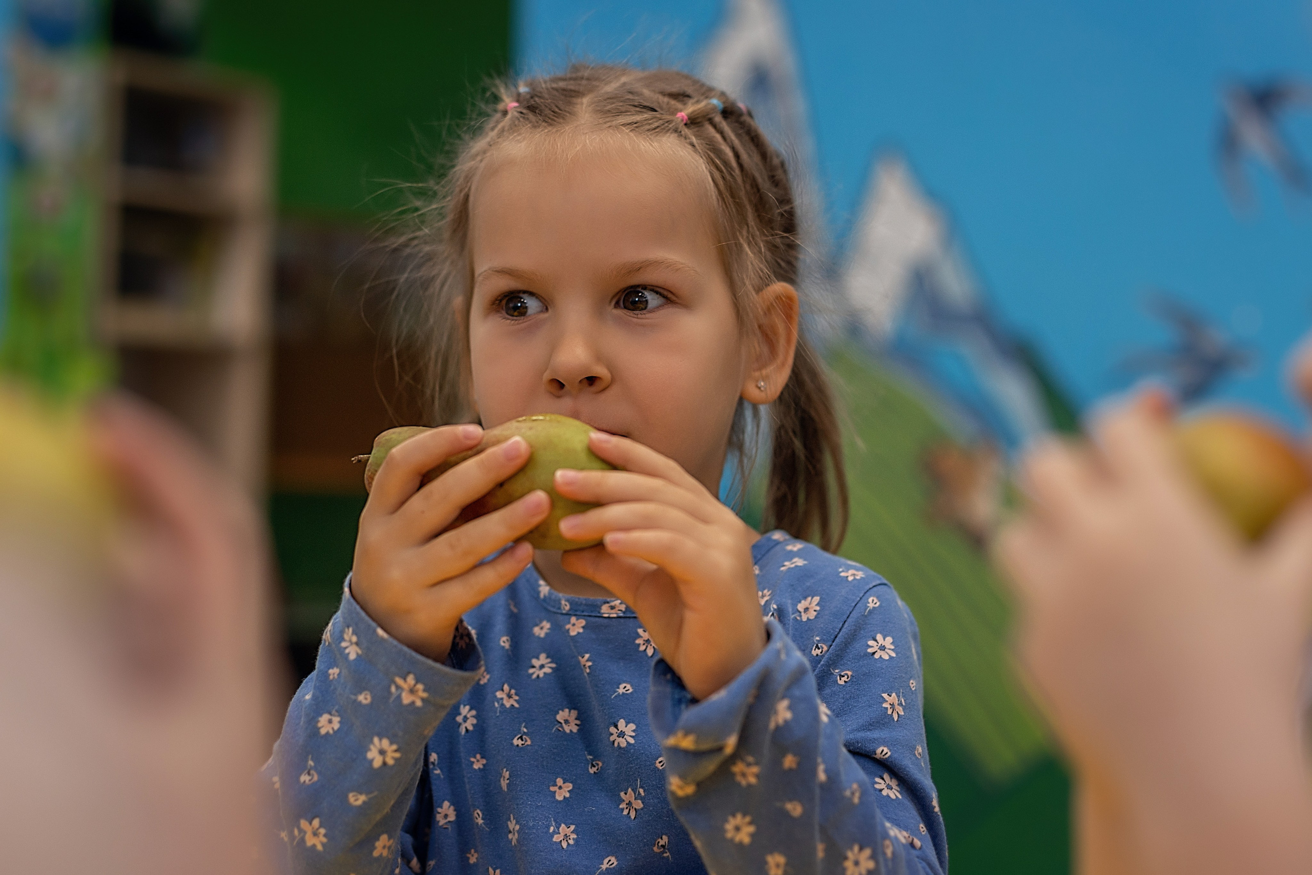 День в саду_ноябрь 2024. Семейный фотограф в Санкт-Петербурге